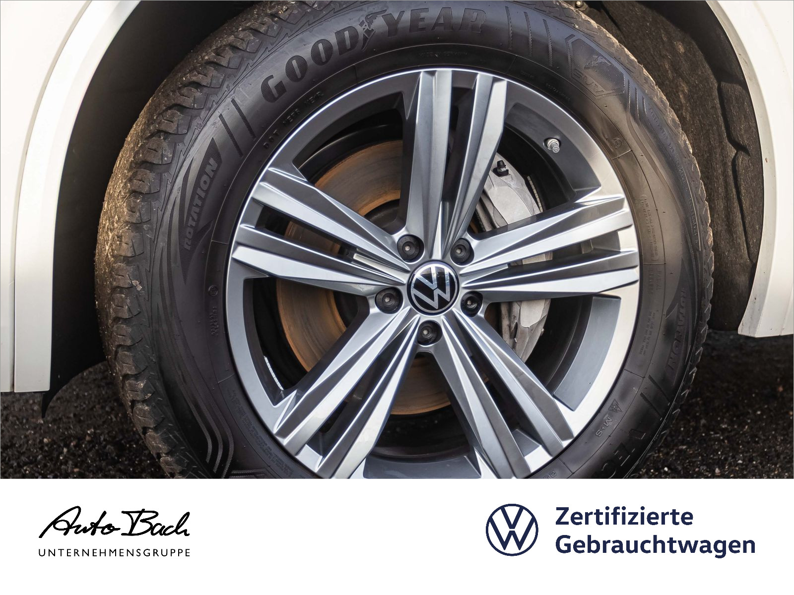 Volkswagen Touareg Elegance 3.0 TDI Navi LED ACC CarPlay AHK