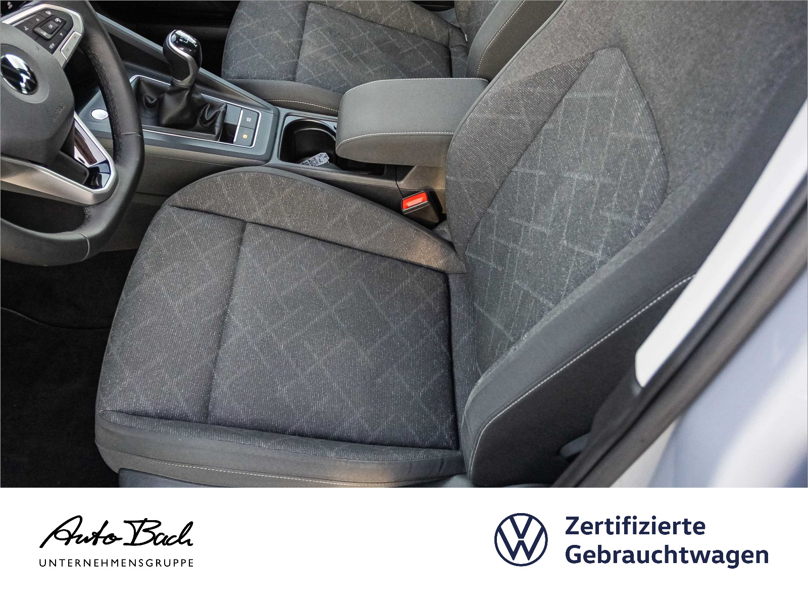 Volkswagen Golf Variant 1.0TSI Life Navi LED ACC CarPlay EPH