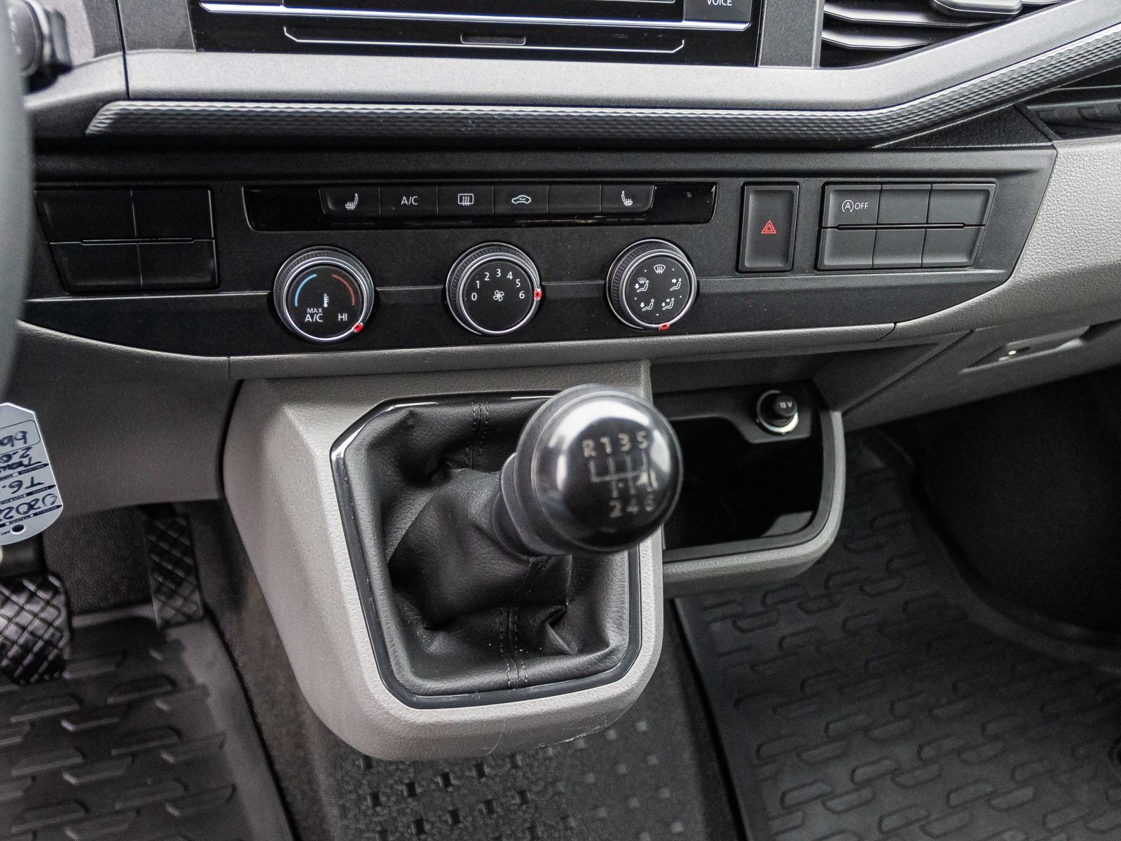 Volkswagen T6.1 Kombi 2.0TDI LR Klima CarPlay Sitzhzg