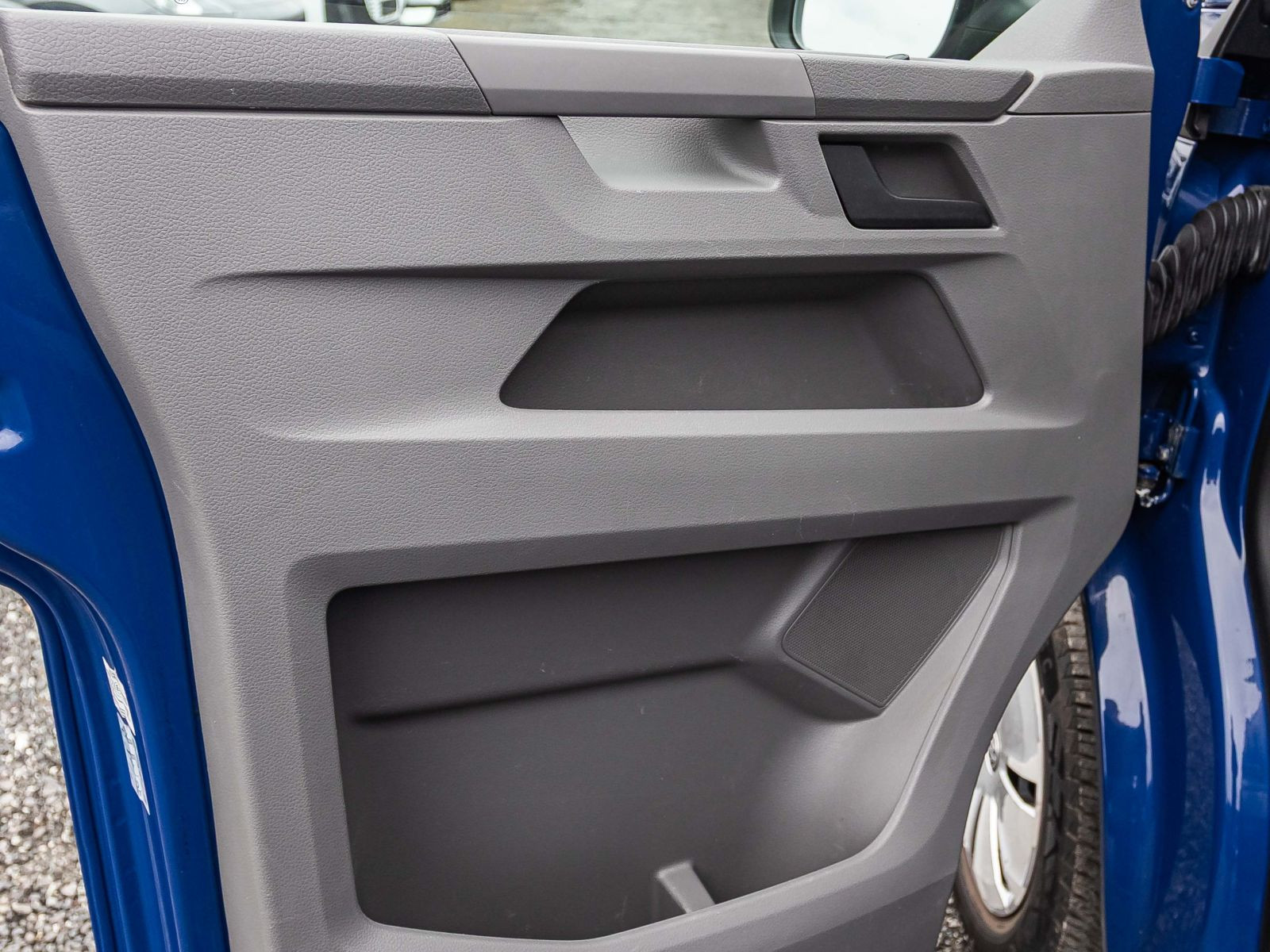 Volkswagen T6.1 Kombi 2.0TDI LR Klima CarPlay Sitzhzg