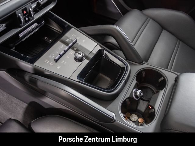 Porsche Cayenne E-Hybrid Coupe Black Edition Burmester