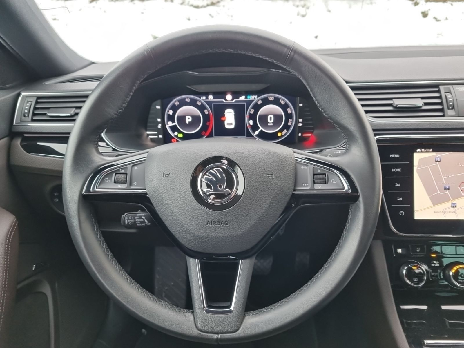 Skoda Superb Combi L&K 2,0TSI Virtual LED GRA Navi AHK