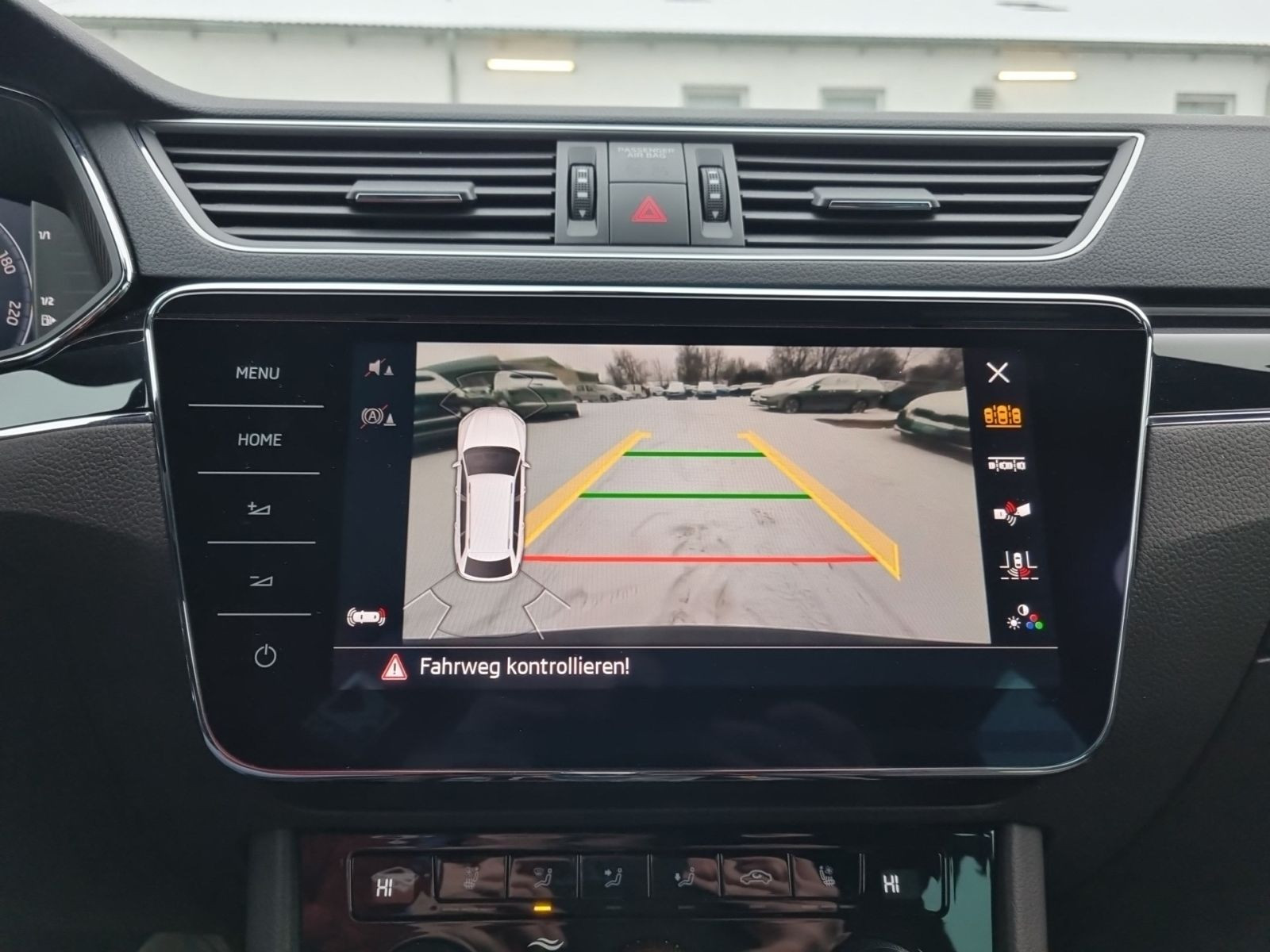 Skoda Superb Combi L&K 2,0TSI Virtual LED GRA Navi AHK