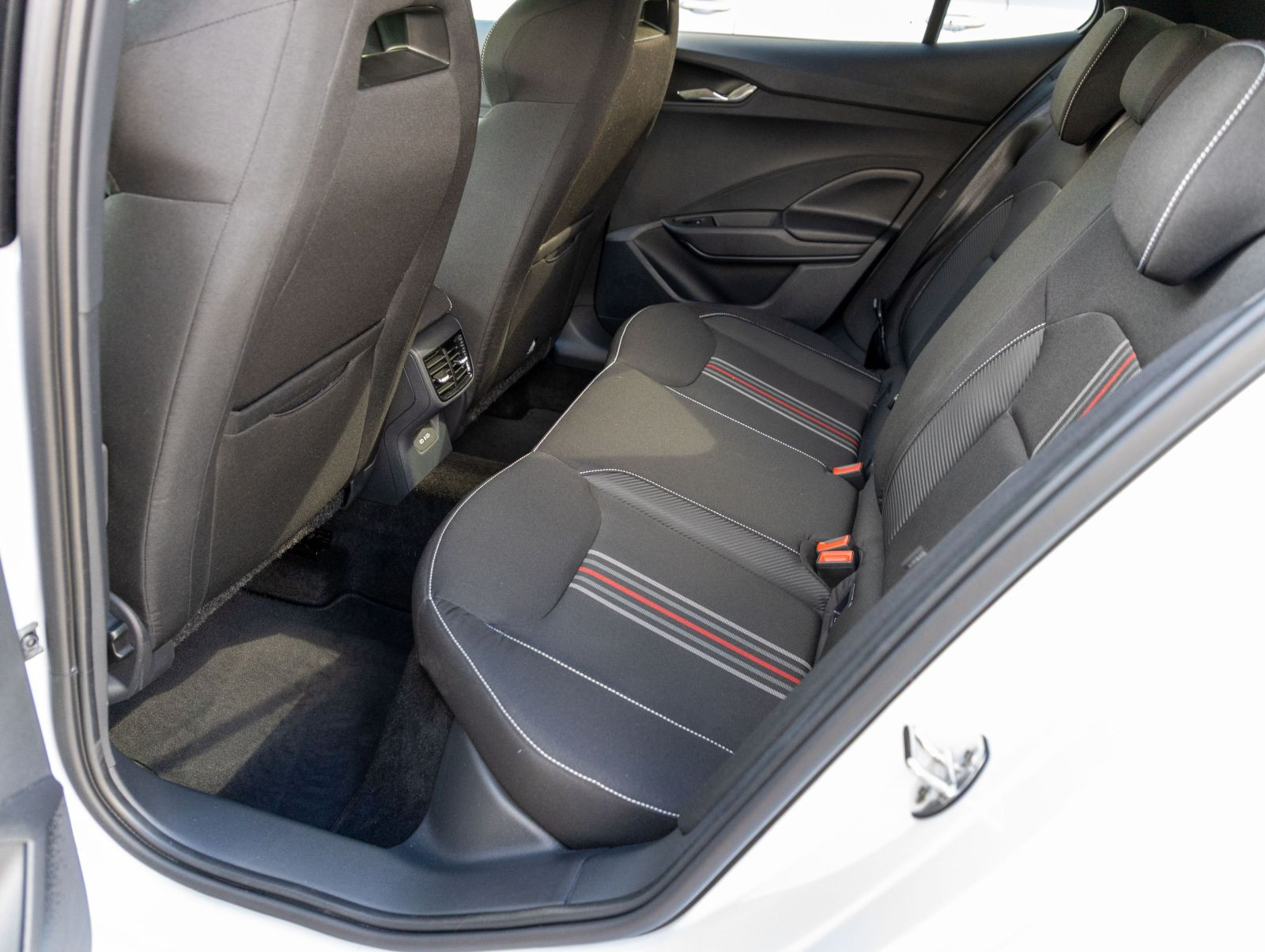 Skoda Fabia 130 1.5 TSI DSG ACC LED NAVI RFK SMARTLINK