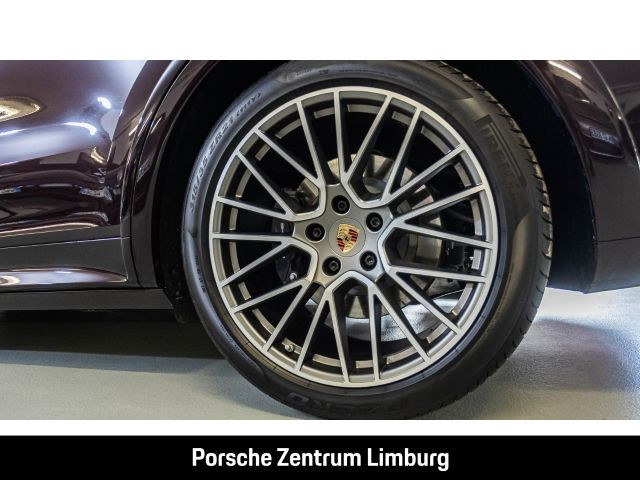 Porsche Cayenne E-Hybrid Platinum Edition Surround-View