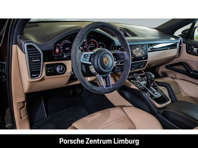 Porsche Cayenne E-Hybrid Platinum Edition Surround-View