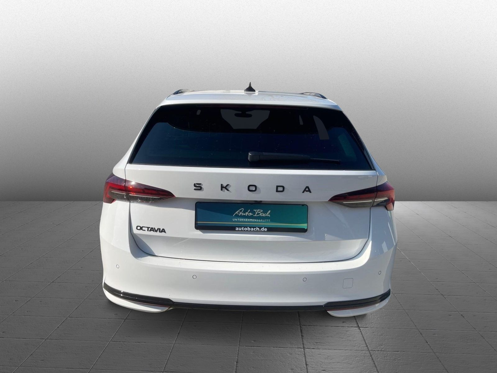 Skoda Octavia Combi Sportline 2,0 TSI 150 kW 7-Gang-DSG 4x4