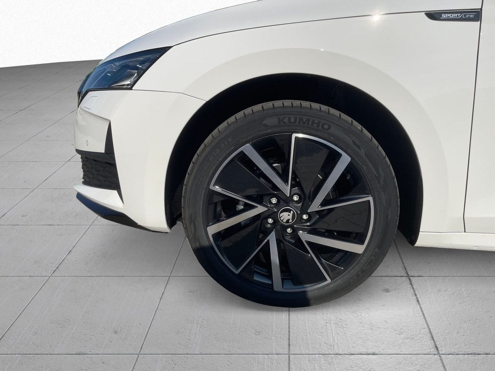 Skoda Octavia Combi Sportline 2,0 TSI 150 kW 7-Gang-DSG 4x4