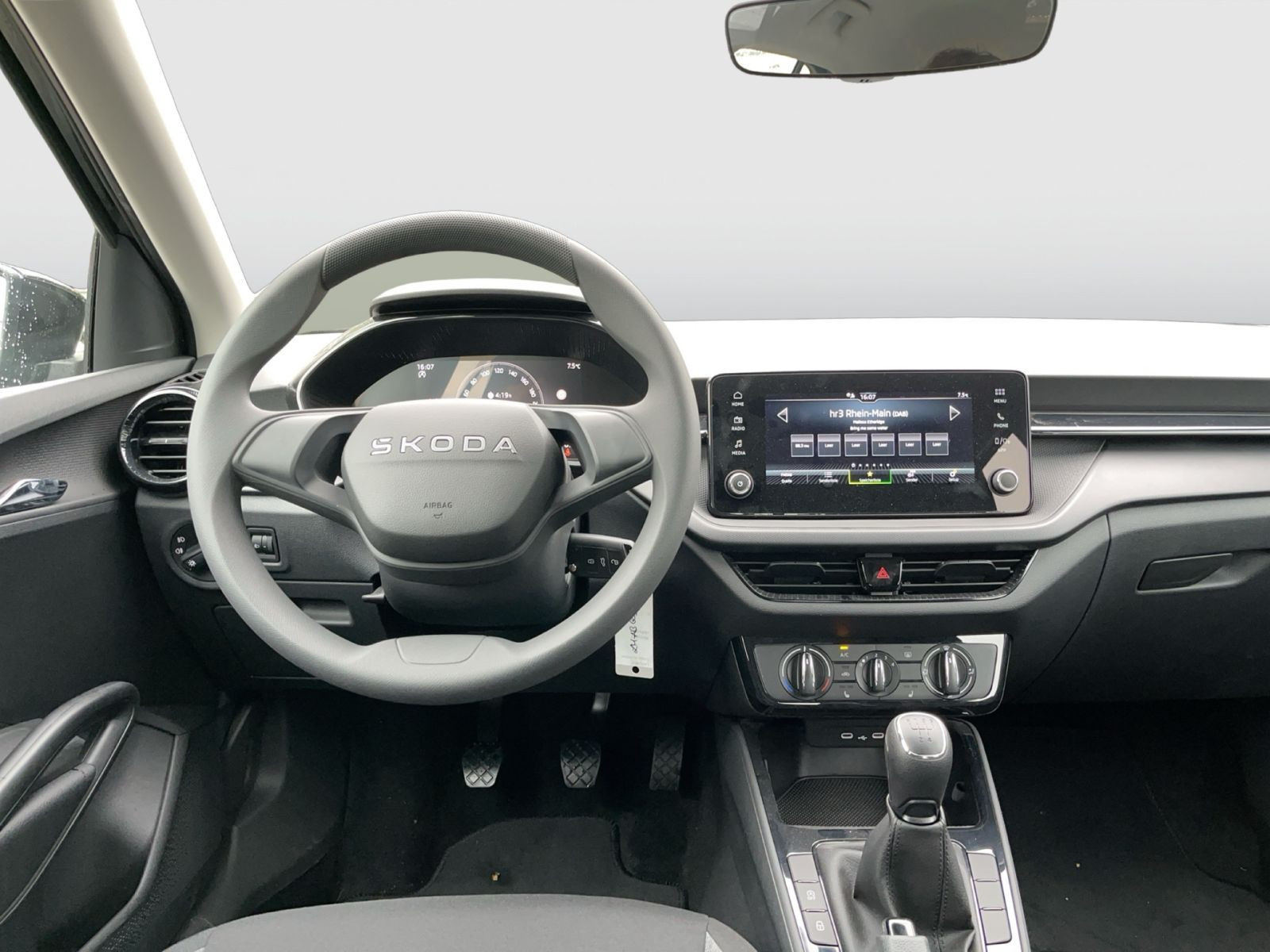 Skoda Fabia Essence 1,0 MPI LED KLIMA PDC Lane Assist