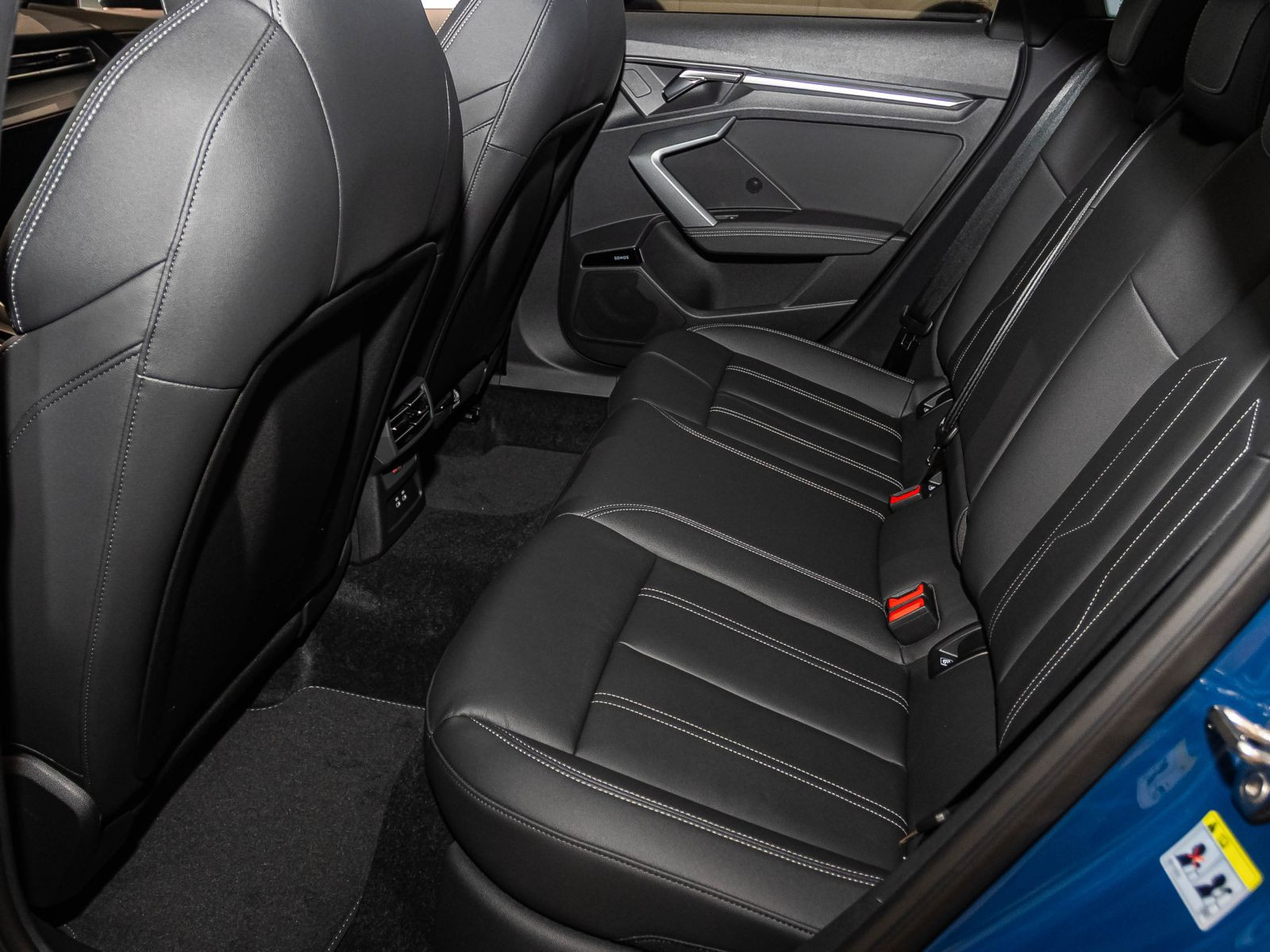 Audi A3 Sportback S line TFSI 150PS Stronic AHK SONOS S-Interieur Matrix