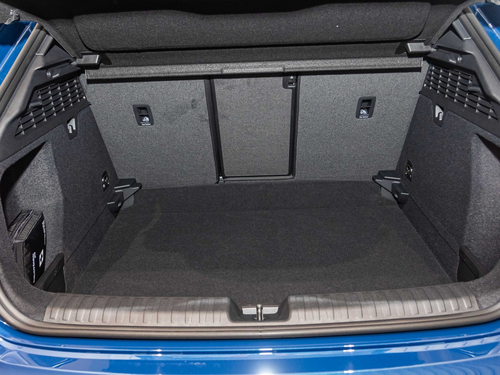 Audi A3 Sportback S line TFSI 150PS Stronic AHK SONOS S-Interieur Matrix