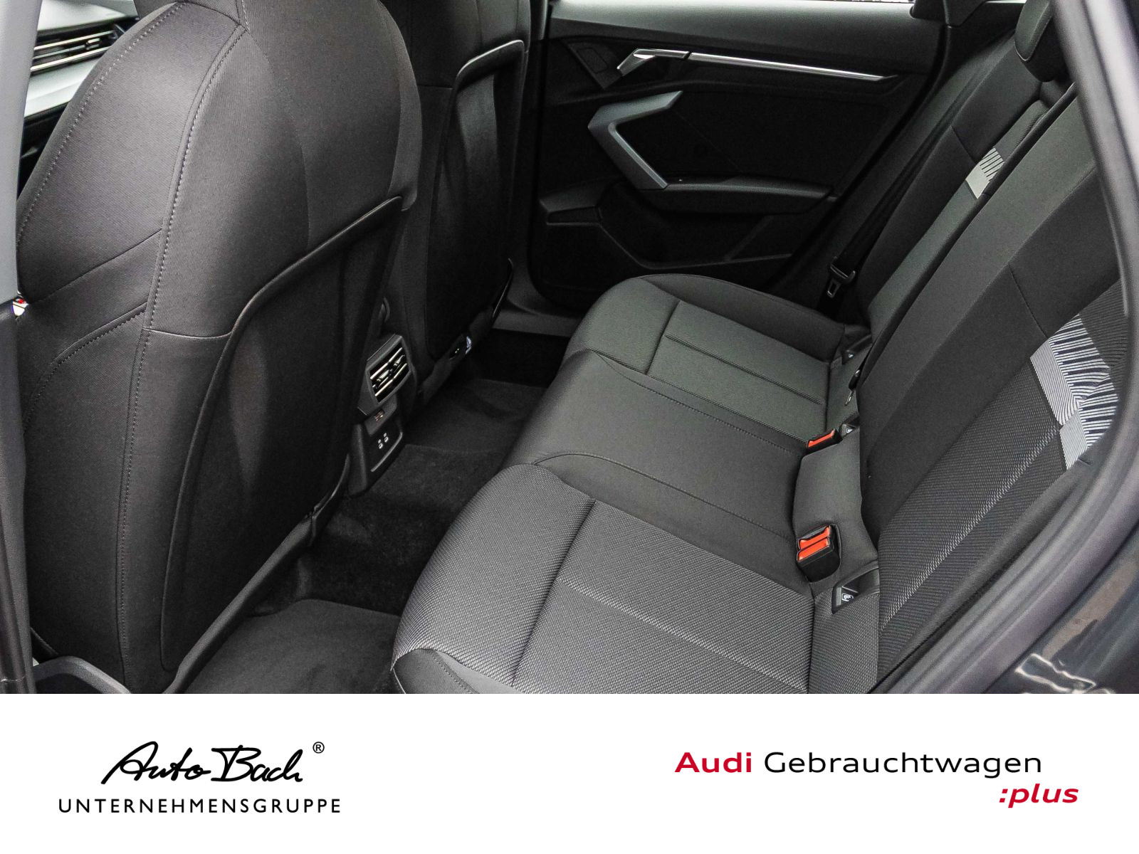 Audi A3 Sportback TFSI 110 kW Stronic Business Plus Klimatisierung Plus