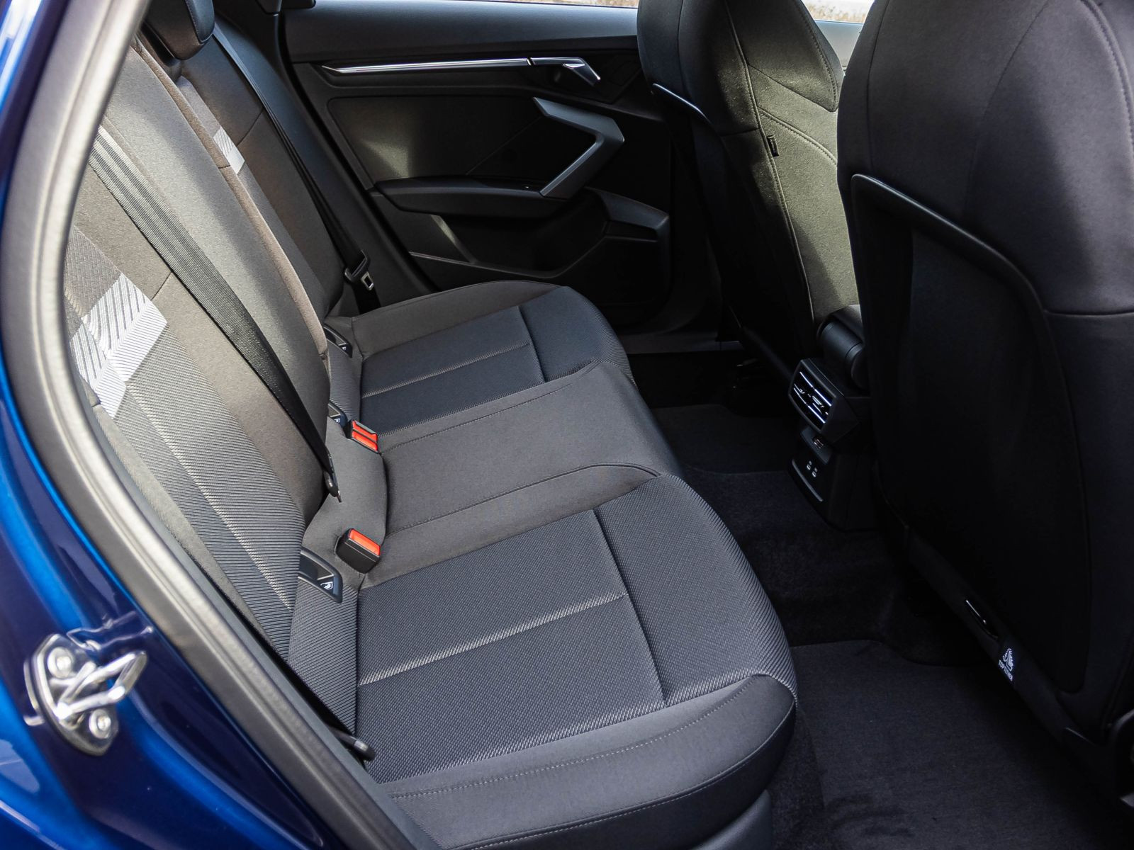 Audi A3 Sportback TFSI 85 kW Schaltgetriebe Business & Klimapaket