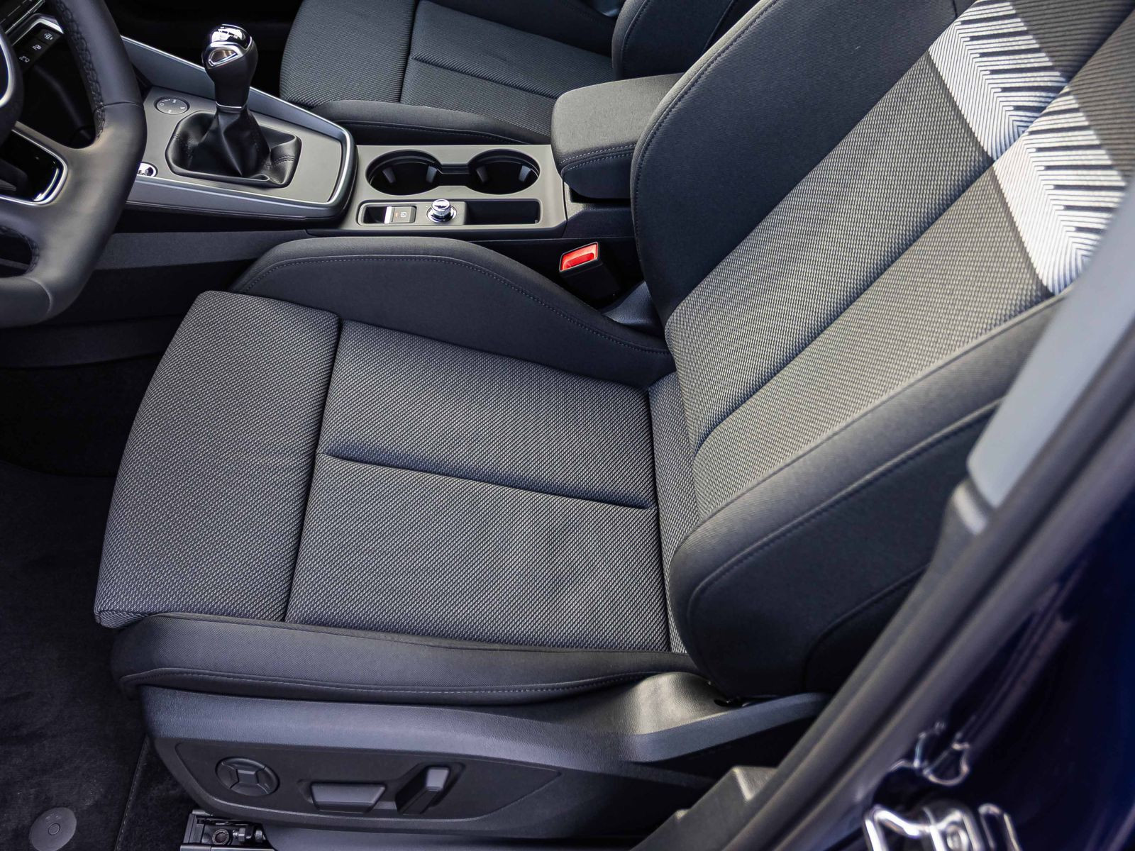 Audi A3 Sportback TFSI 85 kW Schaltgetriebe Business & Klimapaket