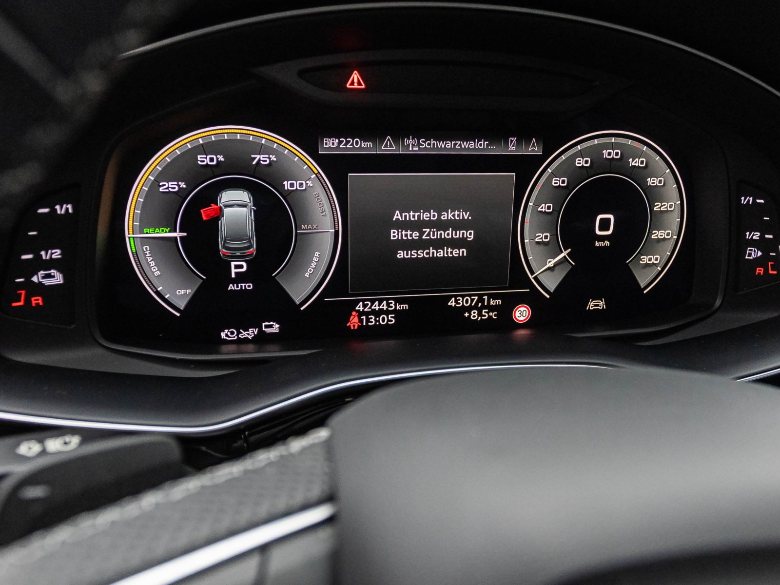 Audi Q7 S line 55TFSI e qu Navi LED Standklima GRA