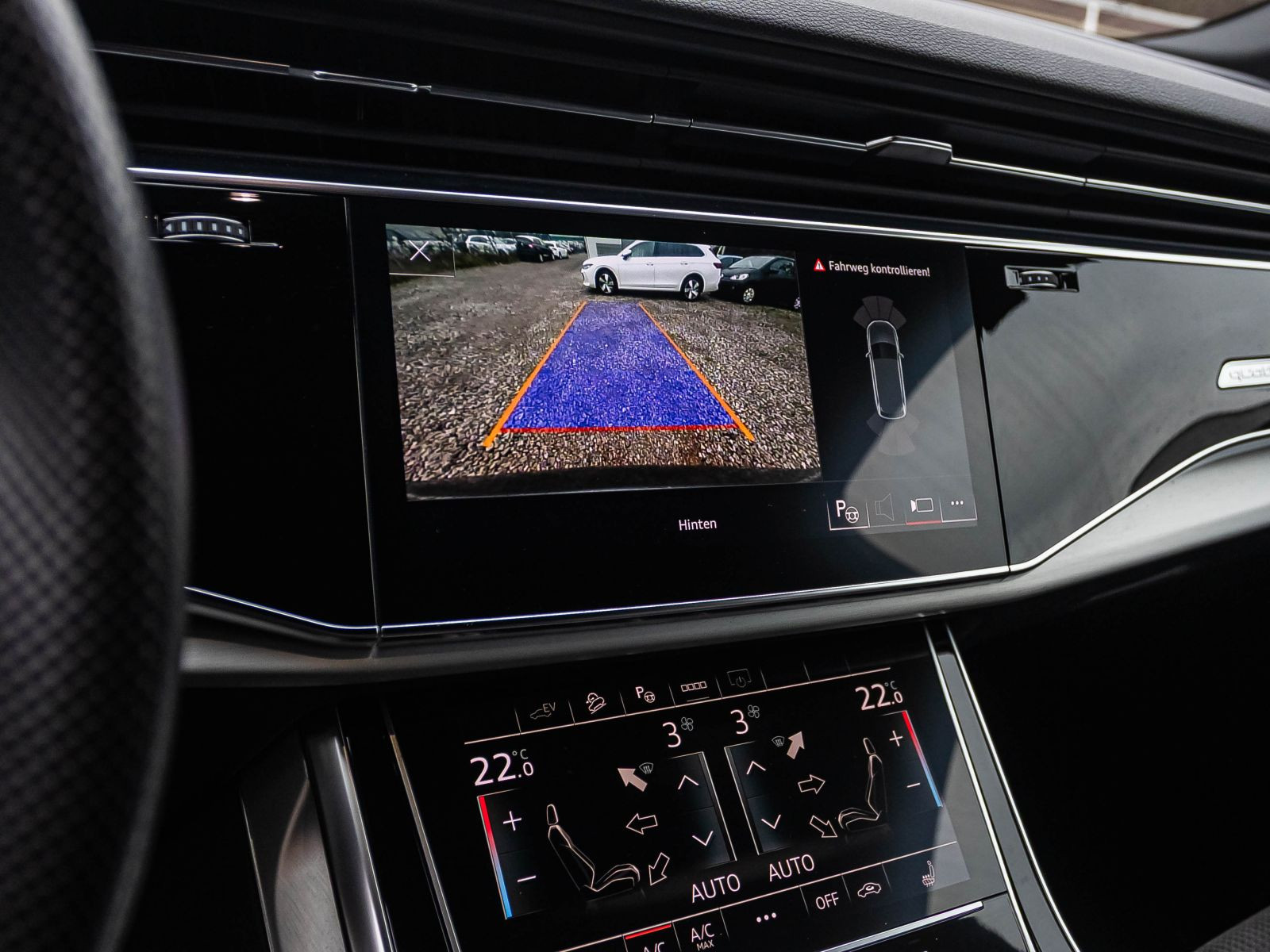 Audi Q7 S line 55TFSI e qu Navi LED Standklima GRA