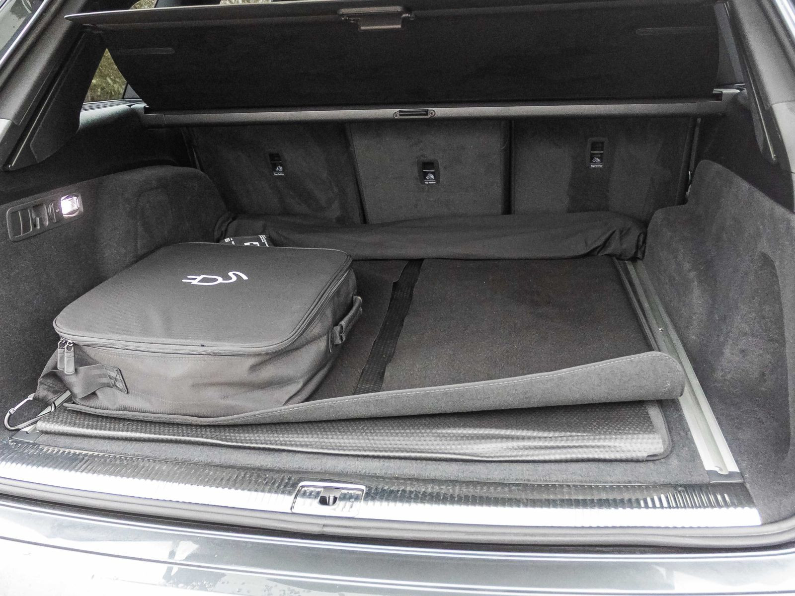 Audi Q7 S line 55TFSI e qu Navi LED Standklima GRA