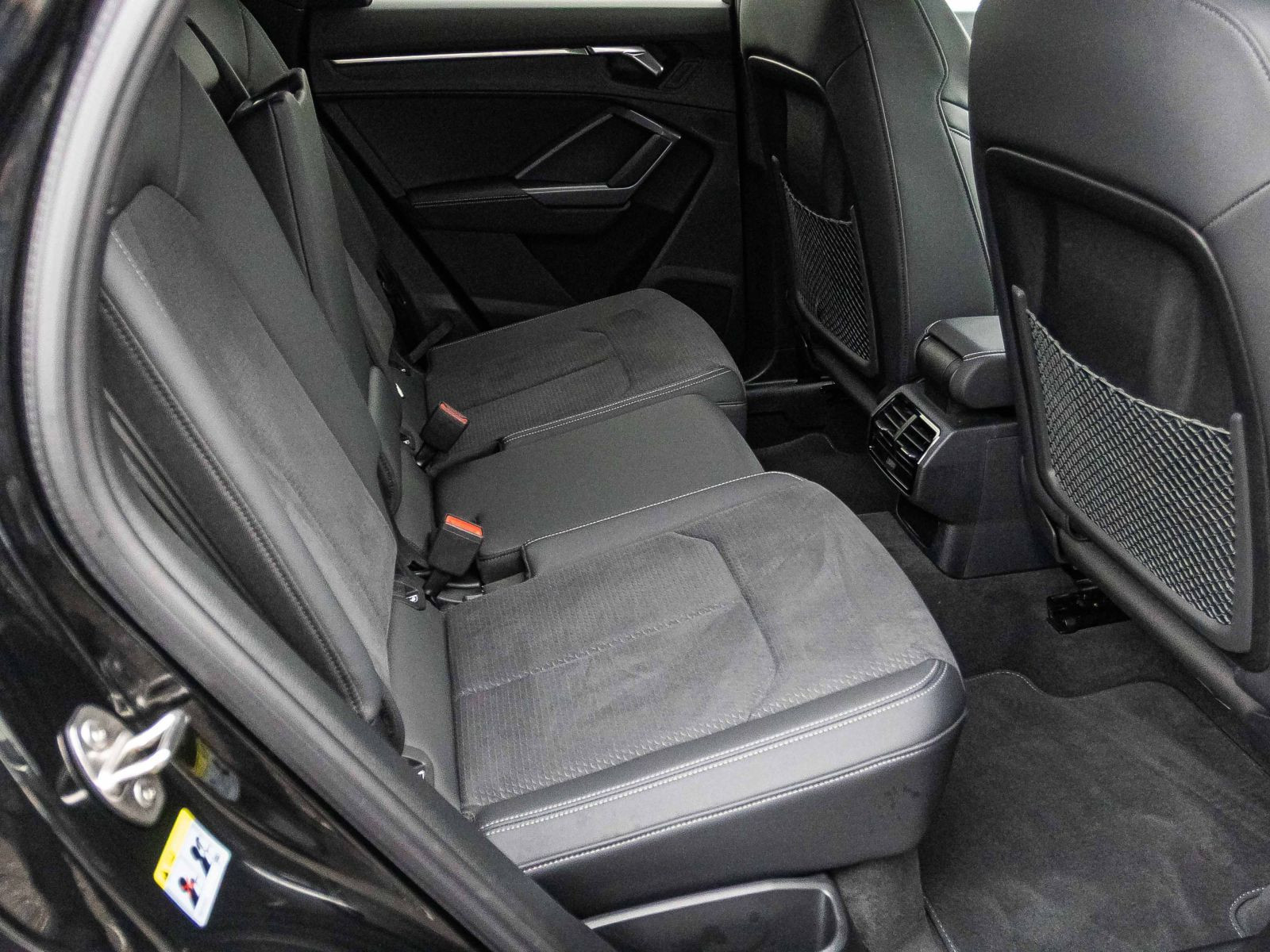 Audi Q3 Sportback S line 35TFSI Stronic Navi LED ACC