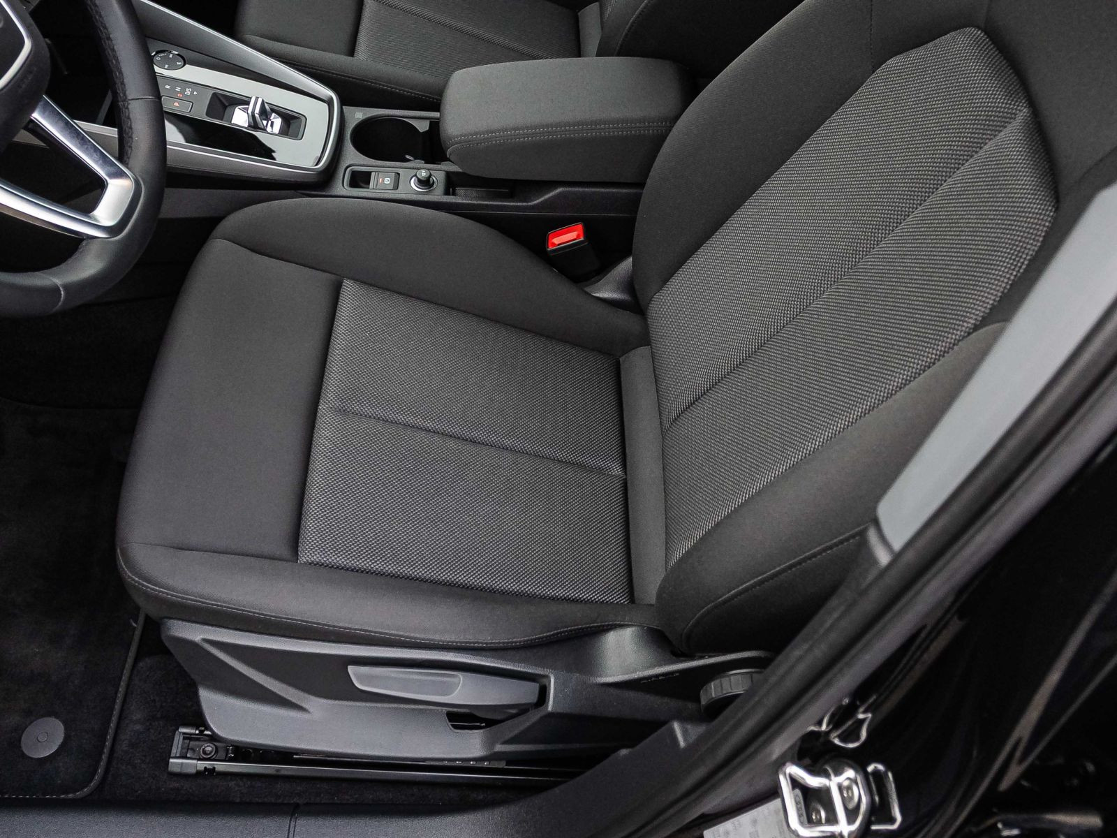 Audi A3 Sportback S line 40TFSI e Stronic LED CarPlay ACC