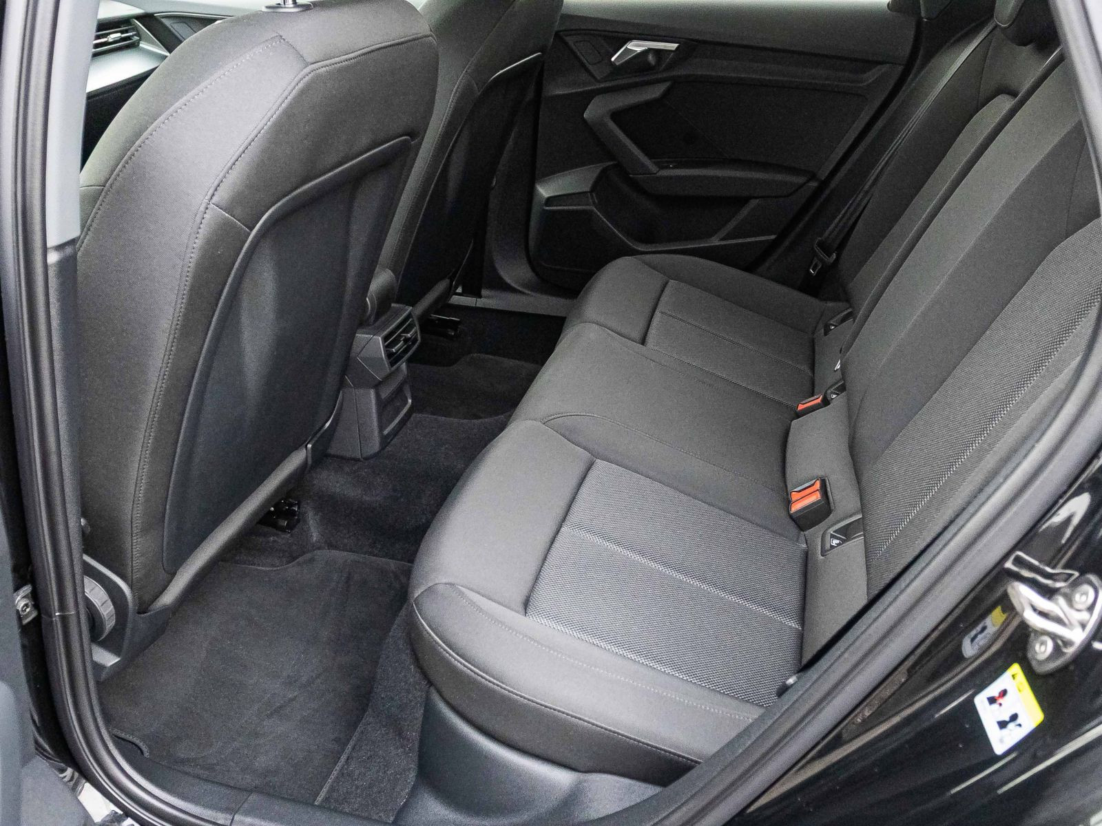 Audi A3 Sportback S line 40TFSI e Stronic LED CarPlay ACC