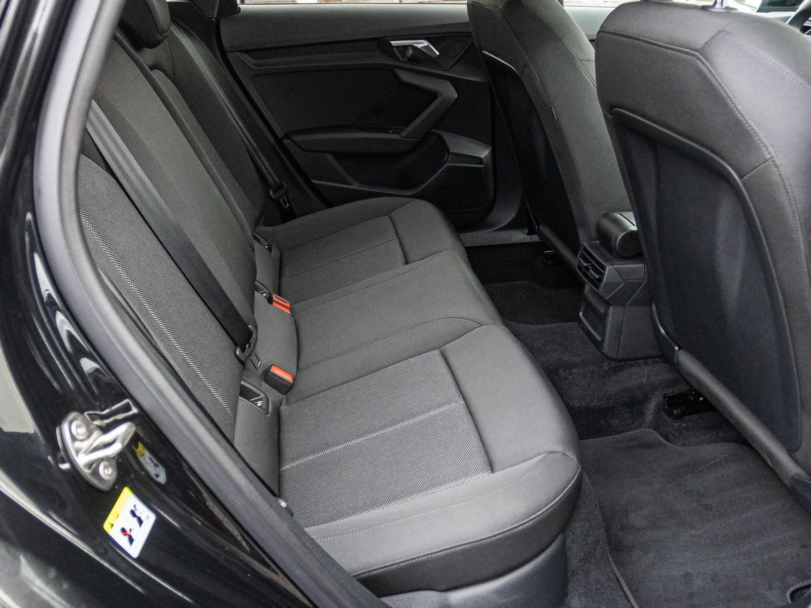 Audi A3 Sportback S line 40TFSI e Stronic LED CarPlay ACC