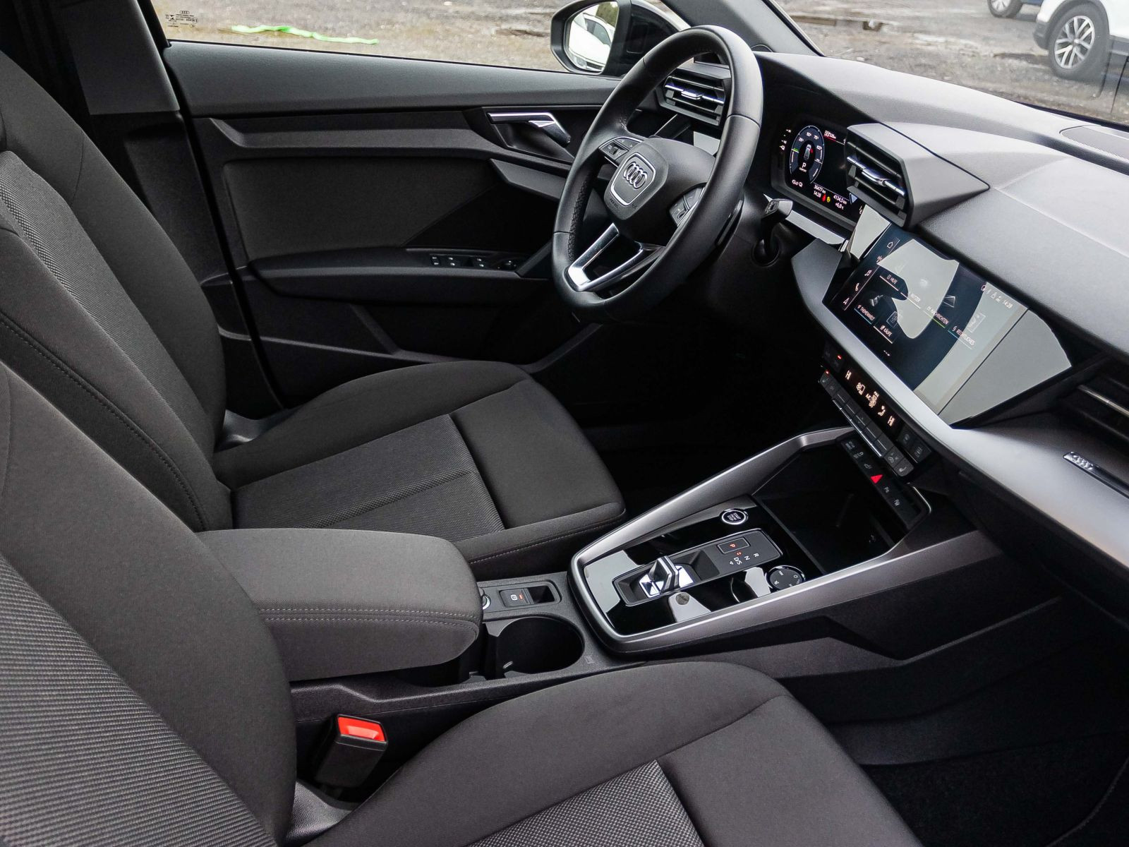 Audi A3 Sportback S line 40TFSI e Stronic LED CarPlay ACC