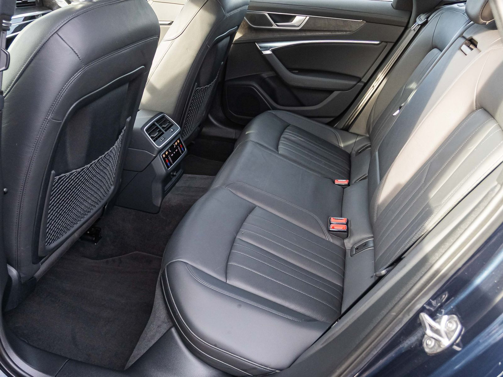 Audi A6 Avant Design 40TDI qu. Stronic Navi LED ACC