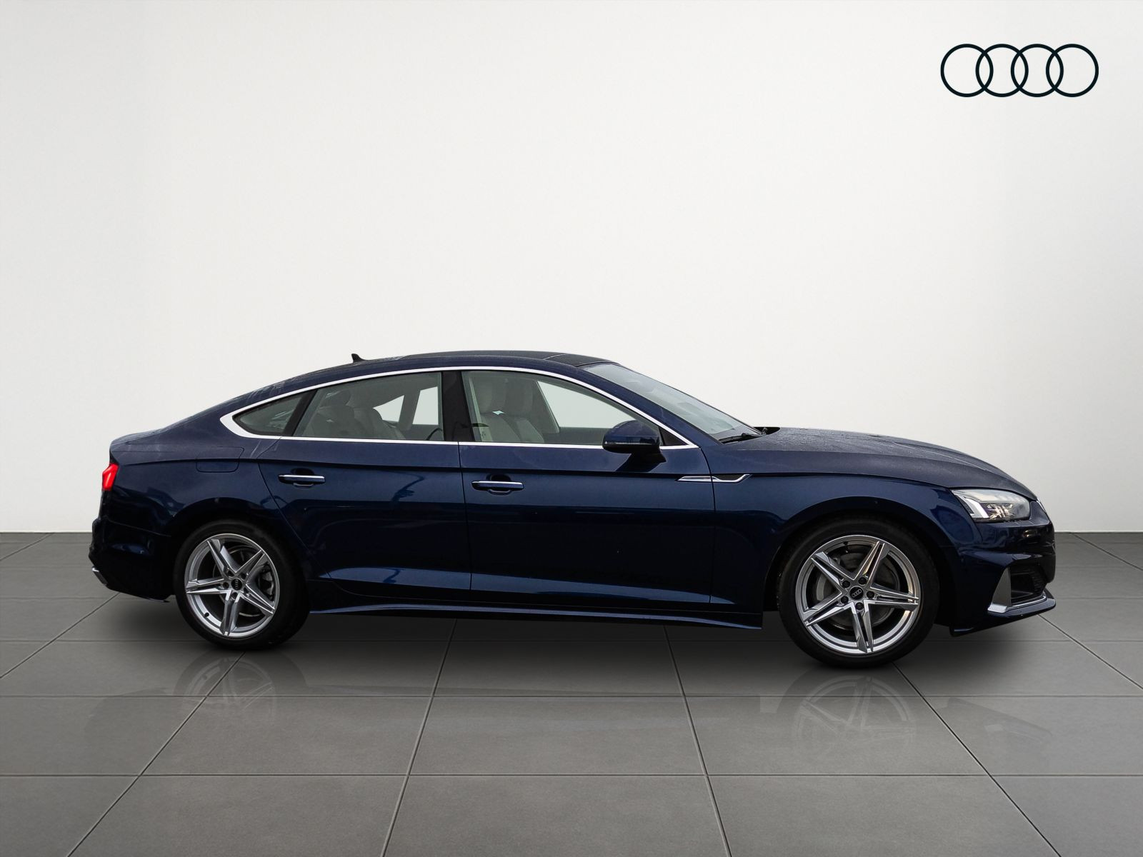 Audi A5 Sportback Advanced 40TFSI Stronic Navi LED Panorama