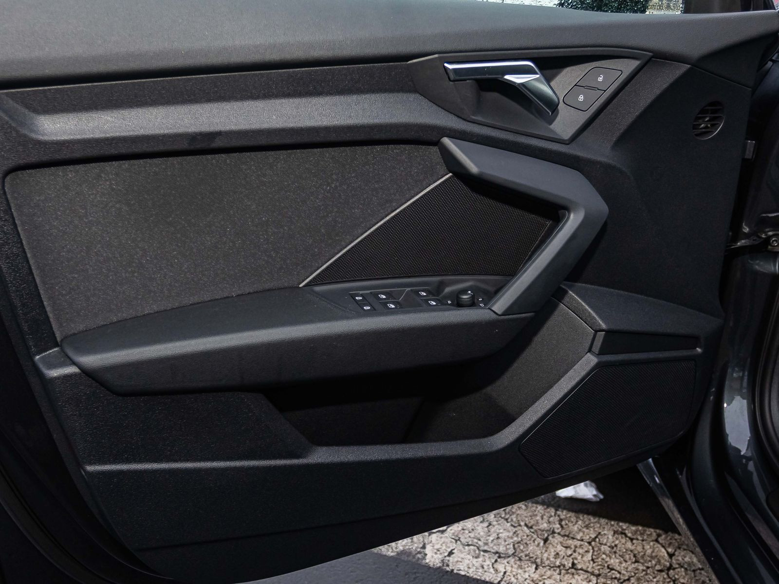 Audi A3 Sportback Advanced 35TFSI Stronic Navi LED Panorama