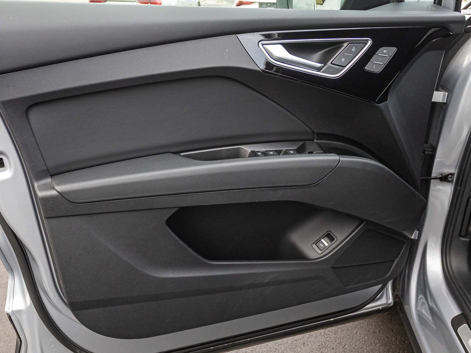 Audi Q4 Sportback e-tron 35 S line Navi LED HuD Standklima