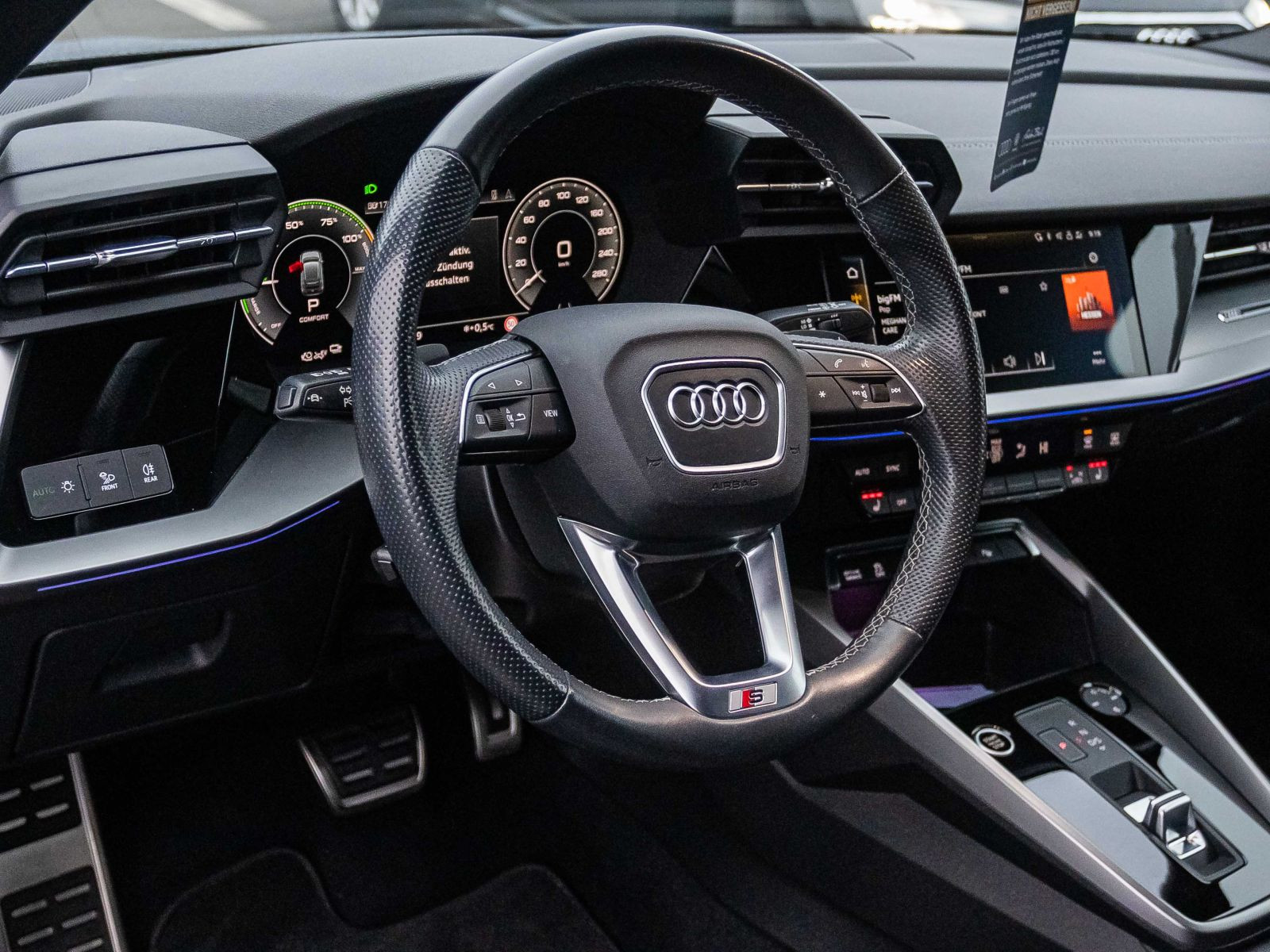 Audi A3 Sportback S line 40TFSI e Stronic Navi LED ACC AHK