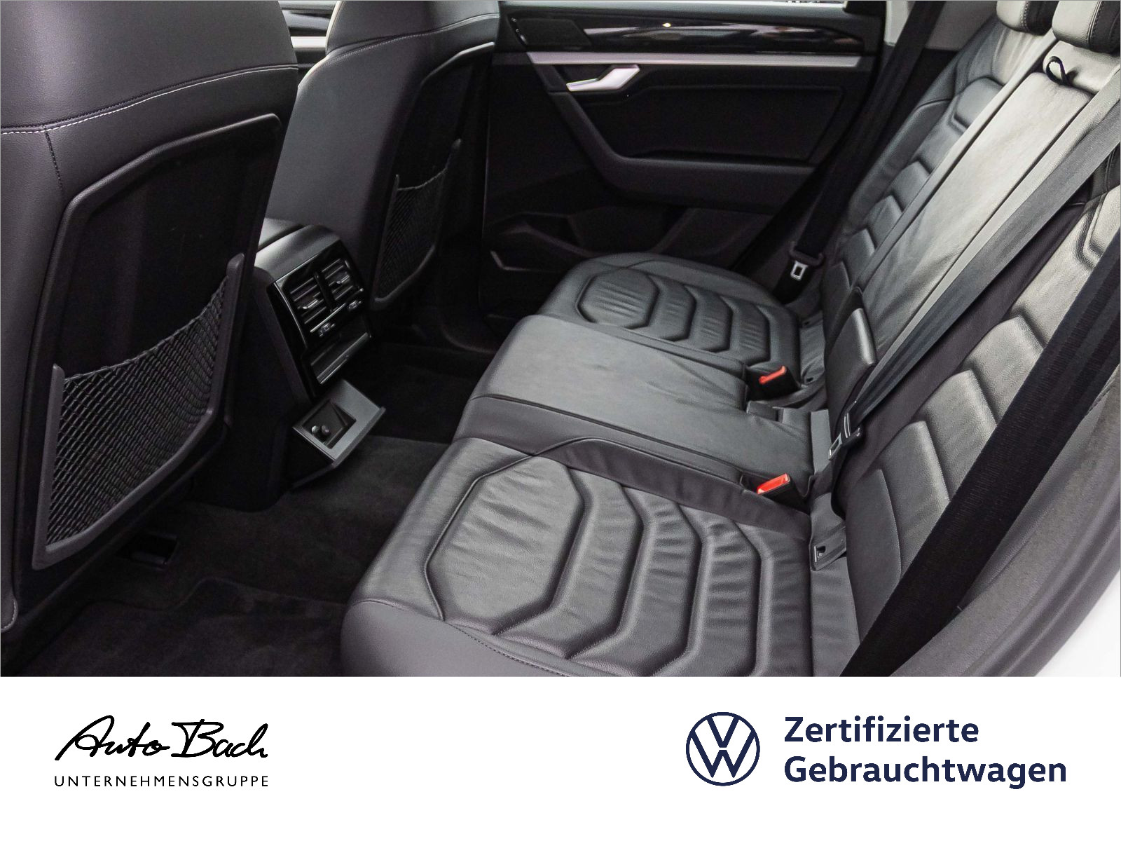 Volkswagen Touareg 3.0TDI Navi LED Standhzg Luft Leder ACC