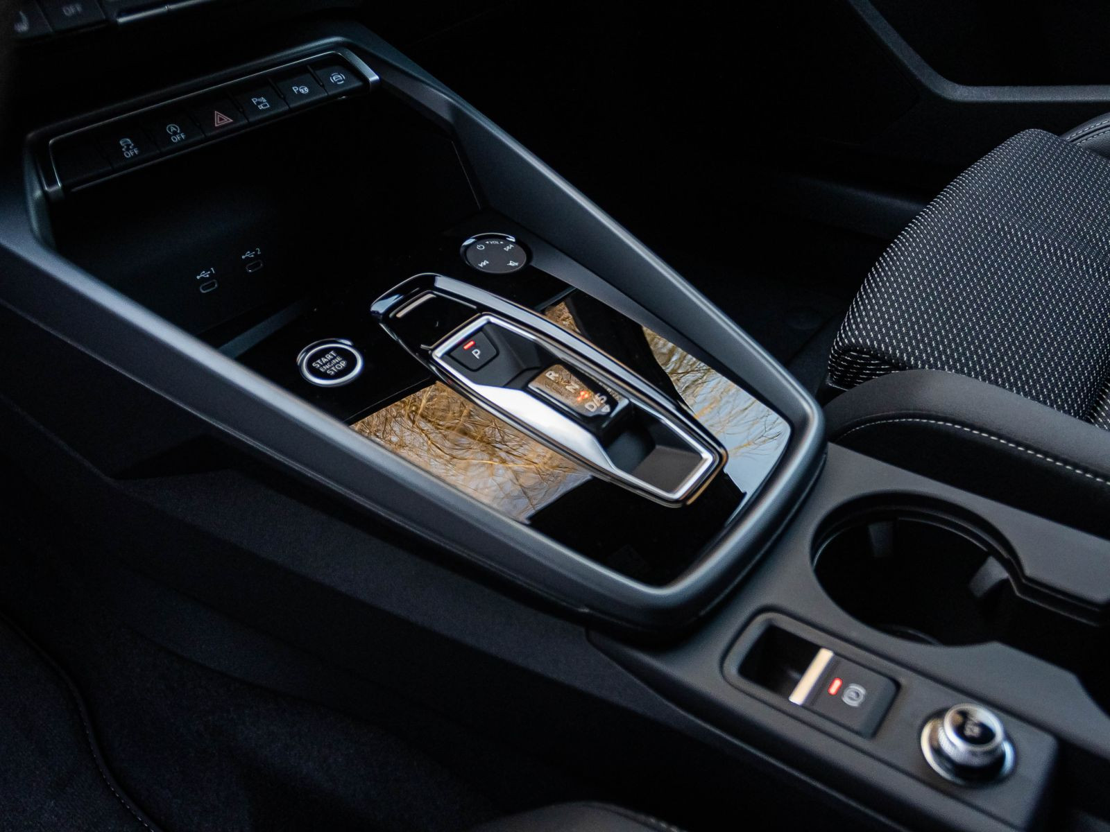 Audi A3 Sportback S line TFSI 150PS Stronic S-Sportsitze Business Klima-Plus LED