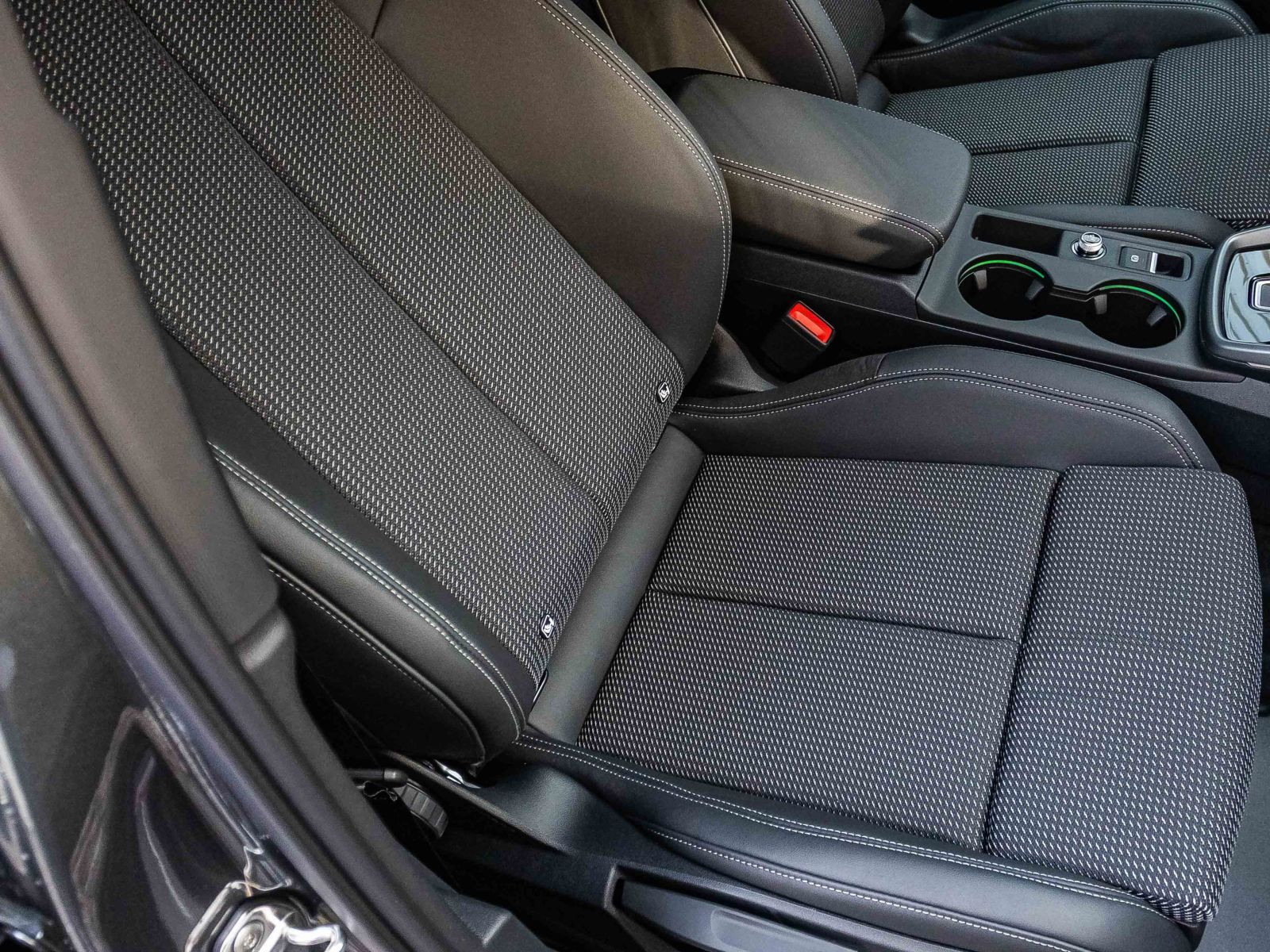 Audi A3 Sportback S line TFSI 150PS Stronic S-Sportsitze Business Klima-Plus LED