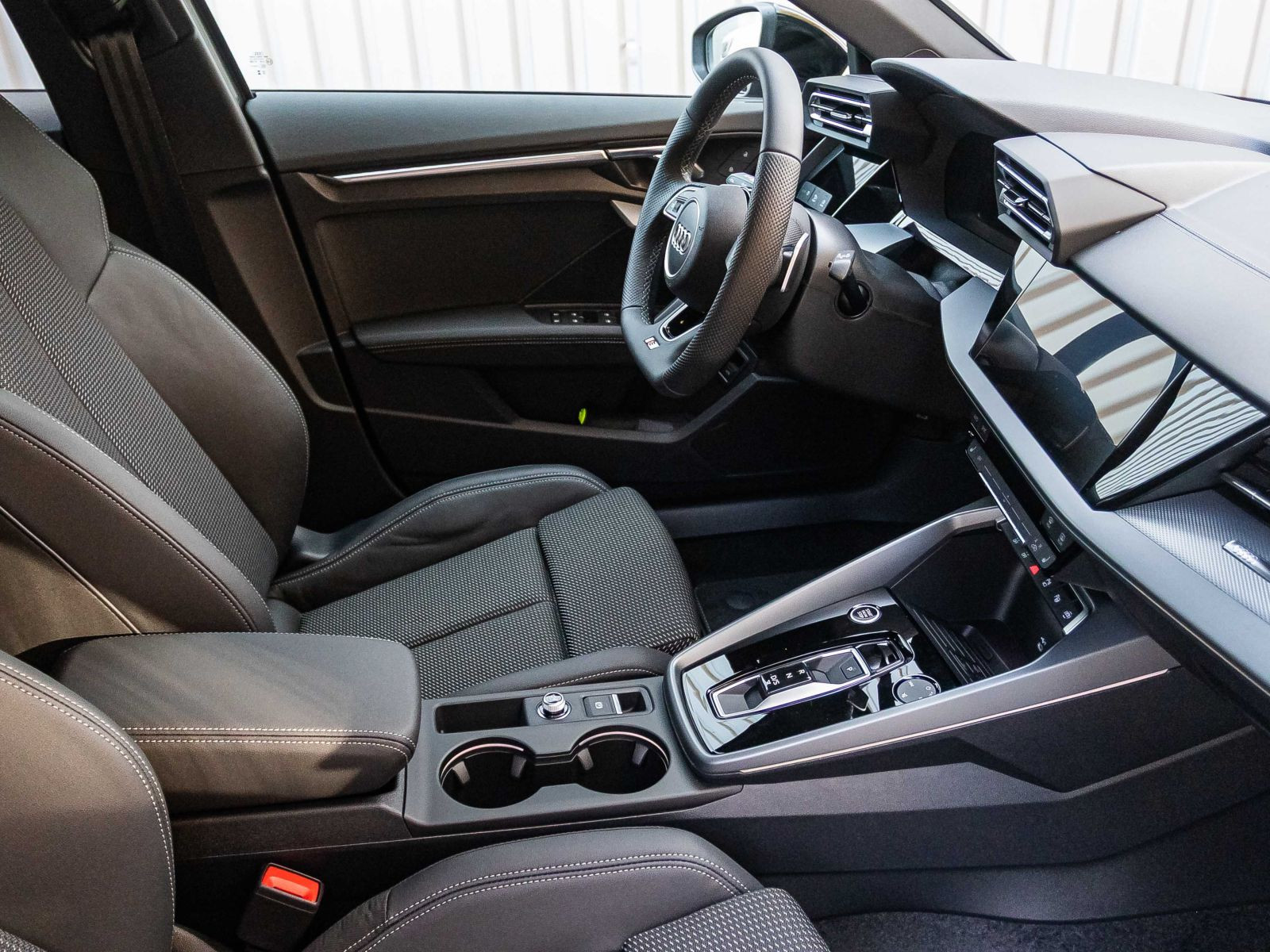 Audi A3 Sportback S line TFSI 150PS Stronic S-Sportsitze Business Klima-Plus LED