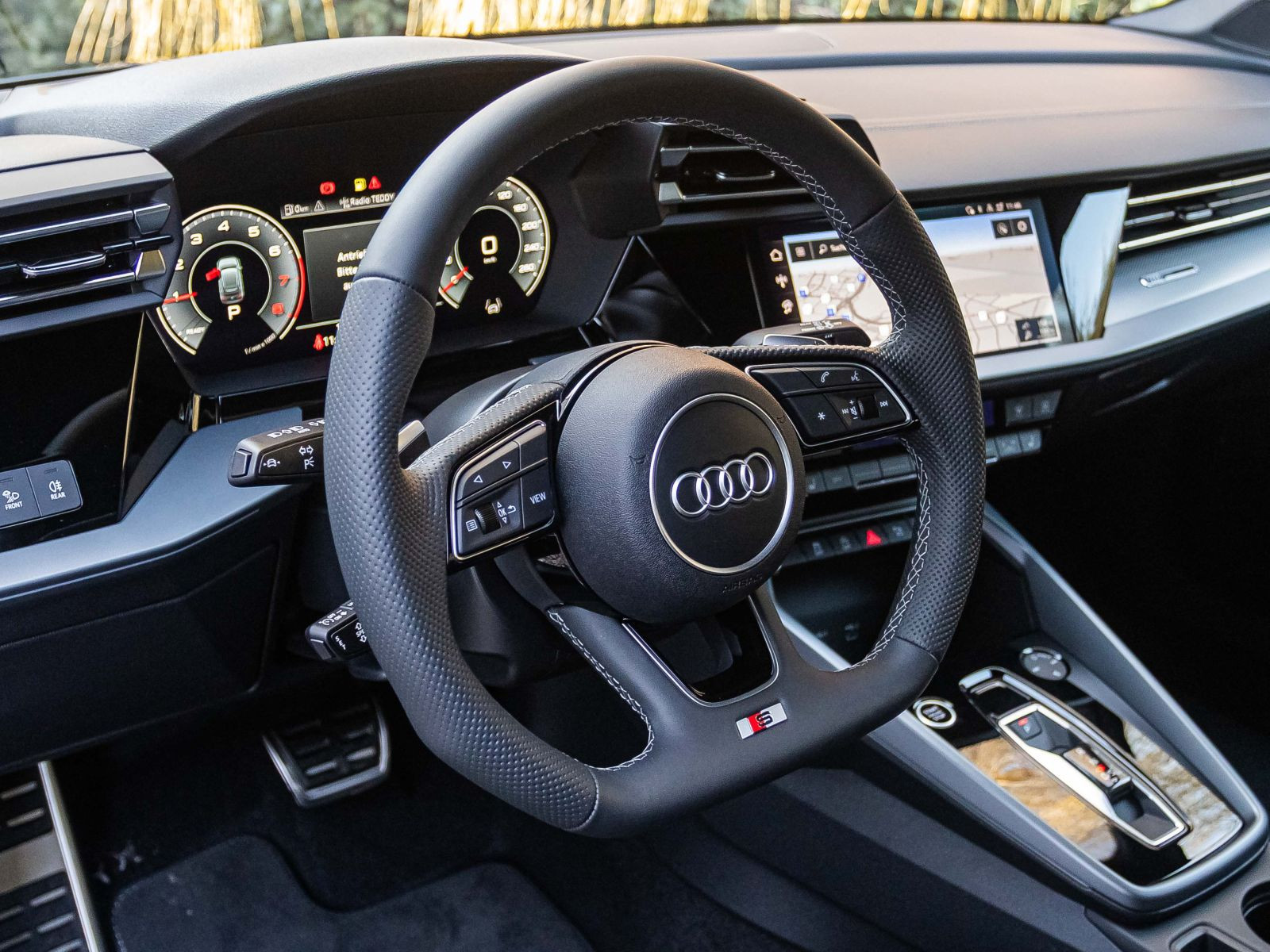 Audi A3 Sportback S line TFSI 150PS Stronic S-Sportsitze Business Klima-Plus LED