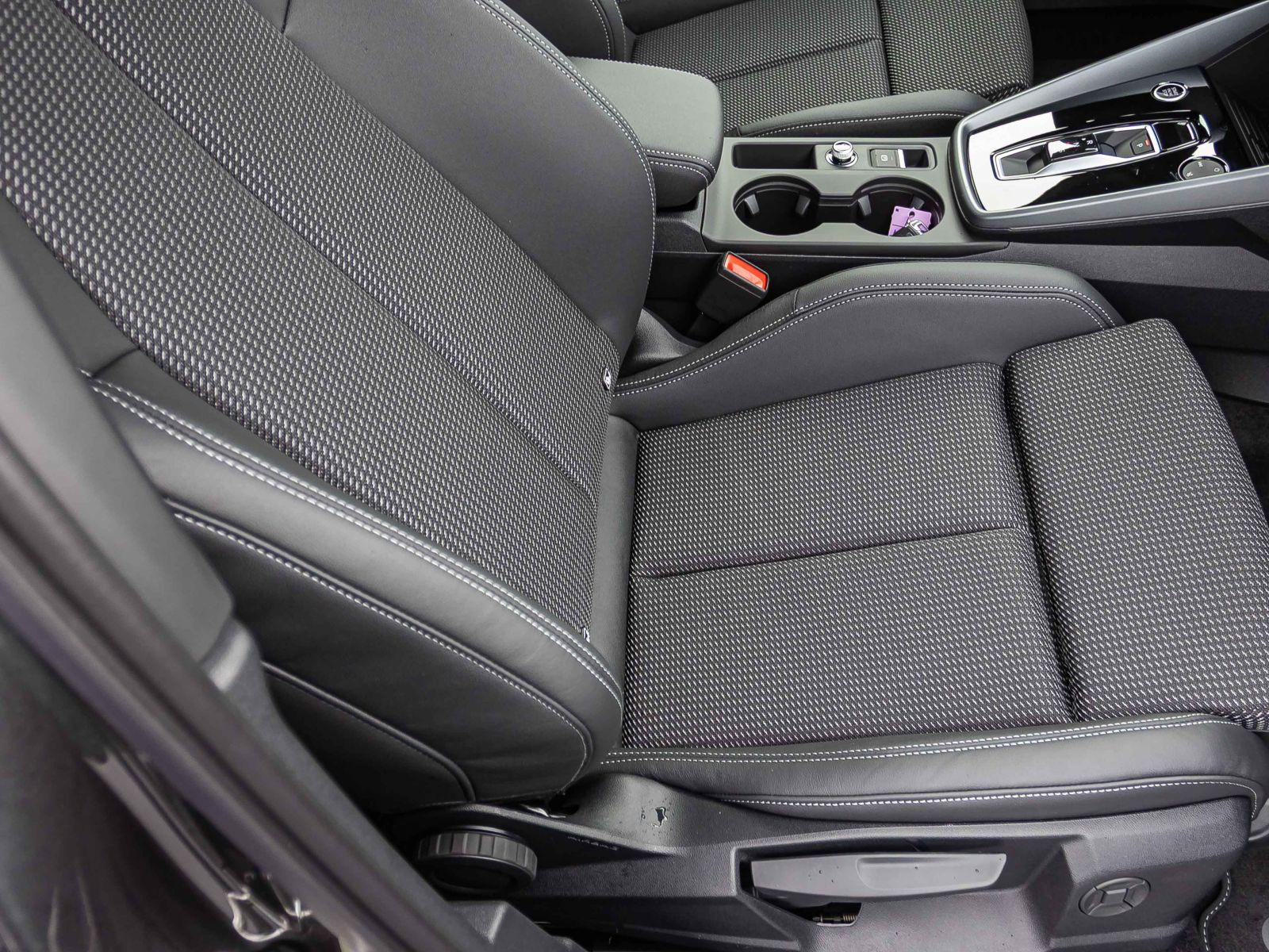 Audi A3 Sportback S line TFSI 150PS Stronic Business Plus Klimatisierung Plus S-Interieur