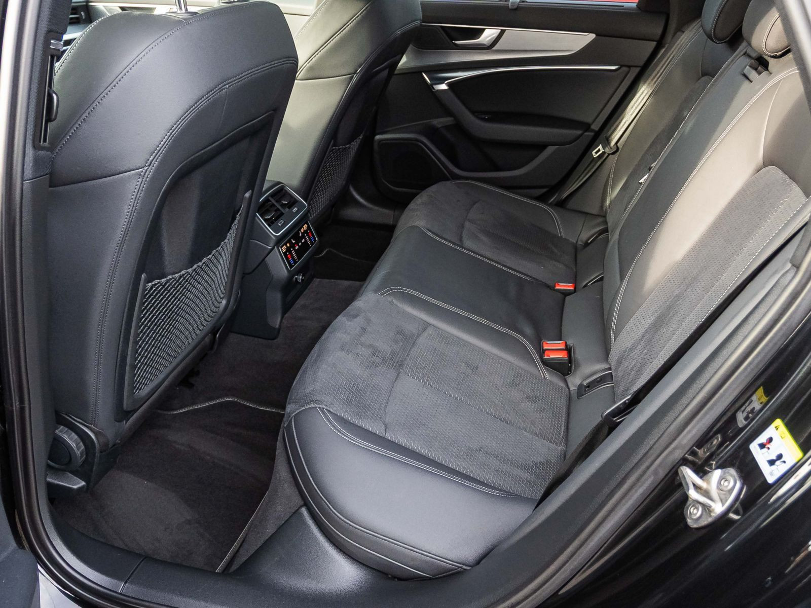 Audi A6 Avant Sport 55TFSI e Navi LED Standklima Panorama