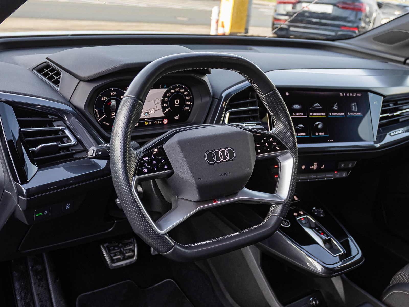 Audi Q4 Sportback s line e-tron Navi LED Standkl ACC EPH