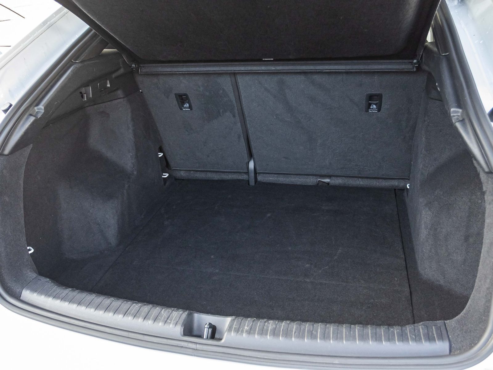 Audi Q4 Sportback s line e-tron Navi LED Standkl ACC EPH