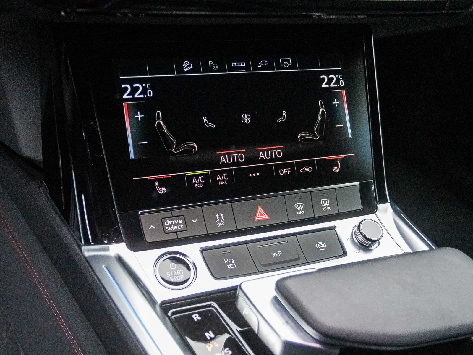 Audi Q8 Sportback e-tron S line Standklima Luftfederung