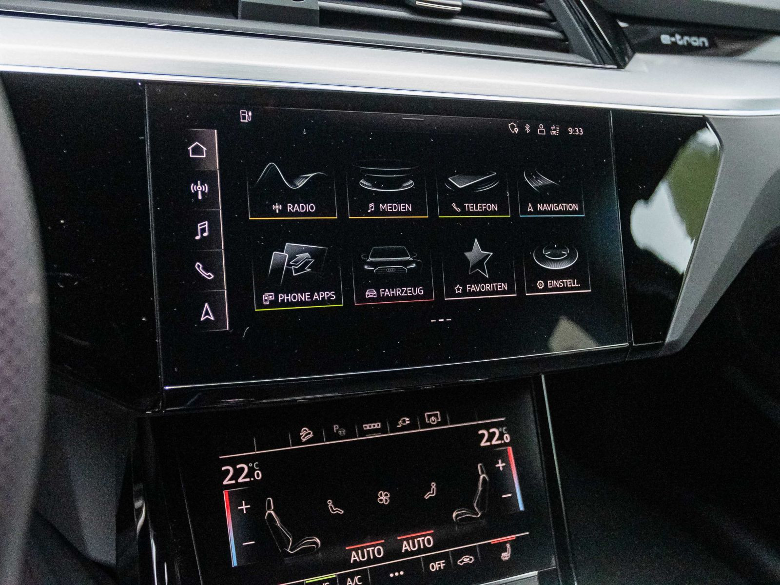 Audi Q8 Sportback e-tron S line Standklima Luftfederung