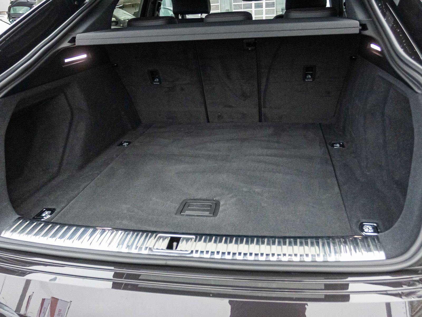 Audi Q8 Sportback e-tron S line Standklima Luftfederung