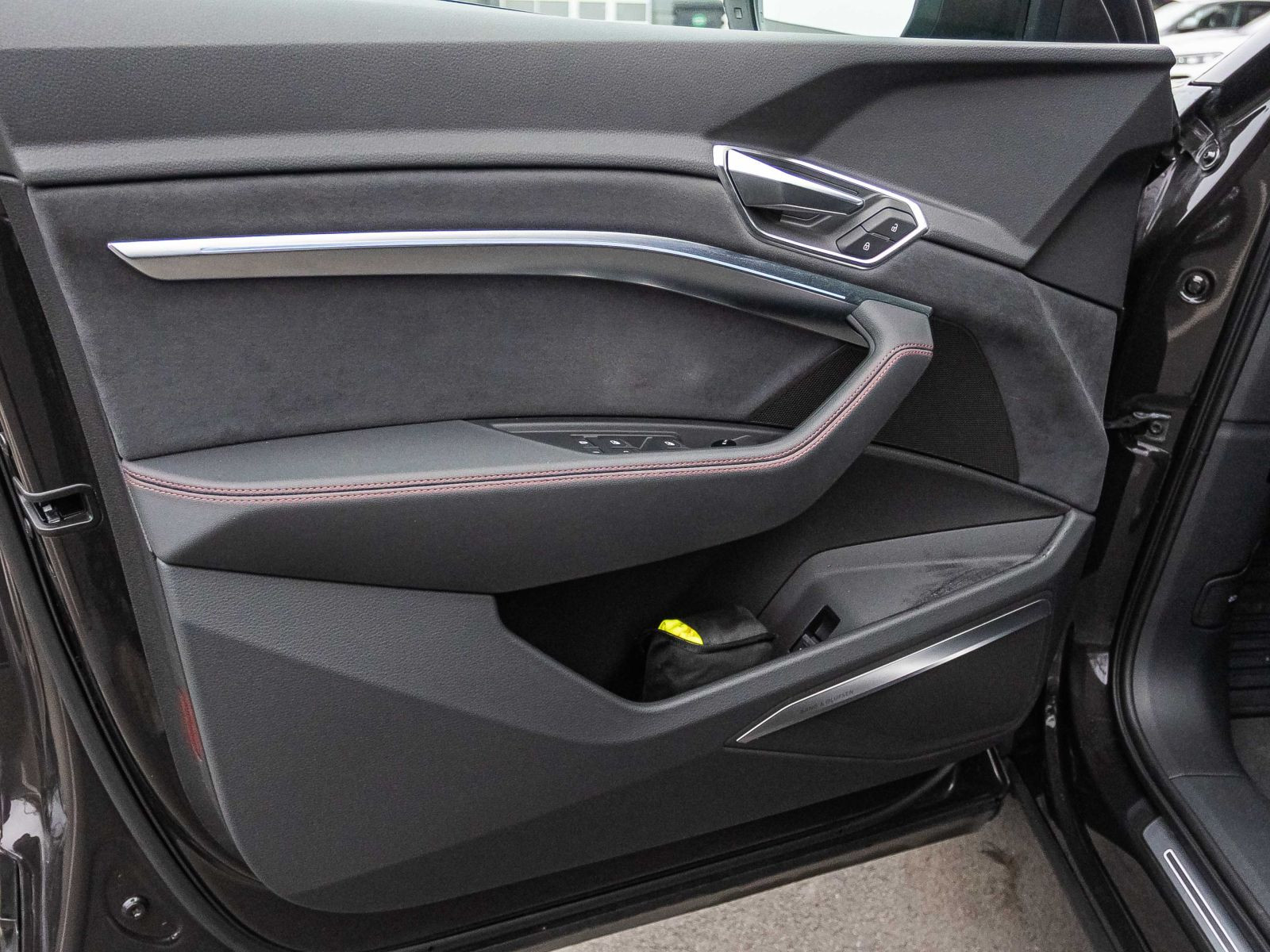 Audi Q8 Sportback e-tron S line Standklima Luftfederung