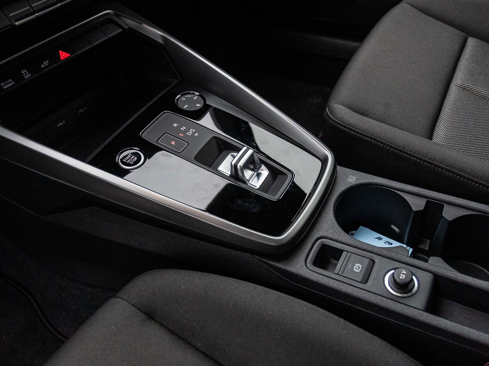 Audi A3 Sportback S line 40TFSI e Stronic LED CarPlay
