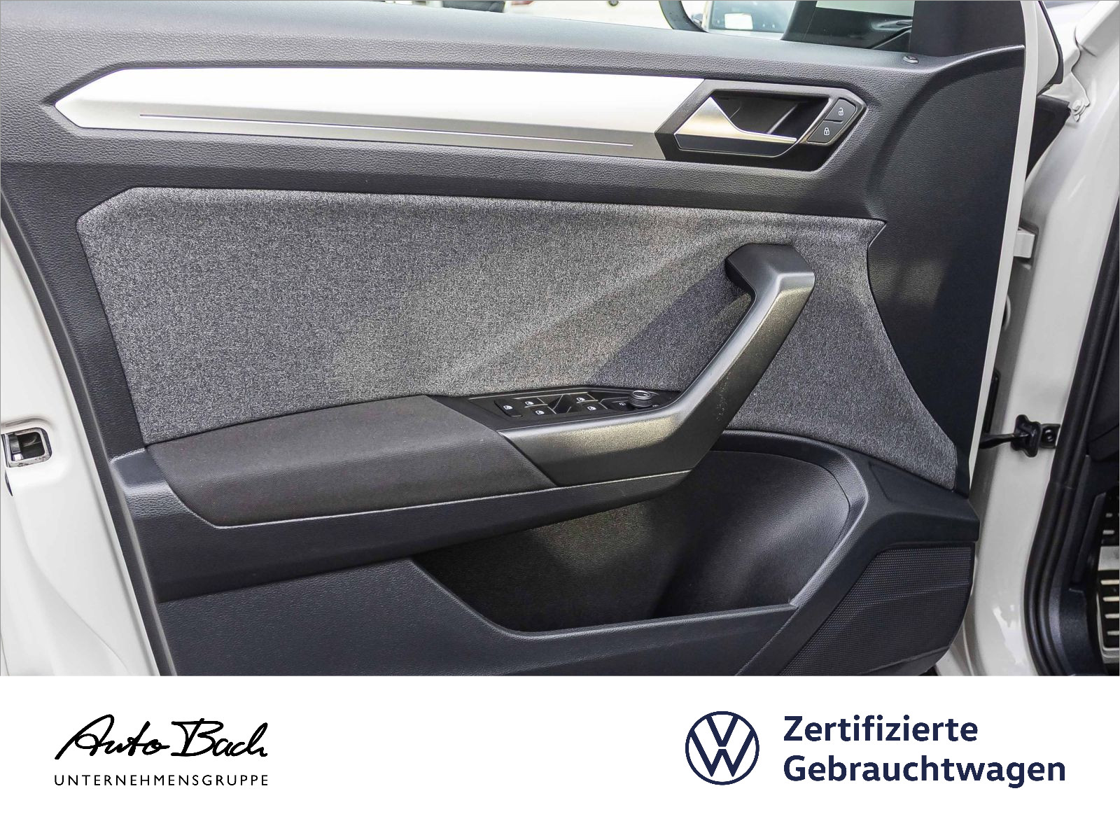 Volkswagen T-Roc 1.5 TSI MOVE DSG LED CarPlay EPH DAB