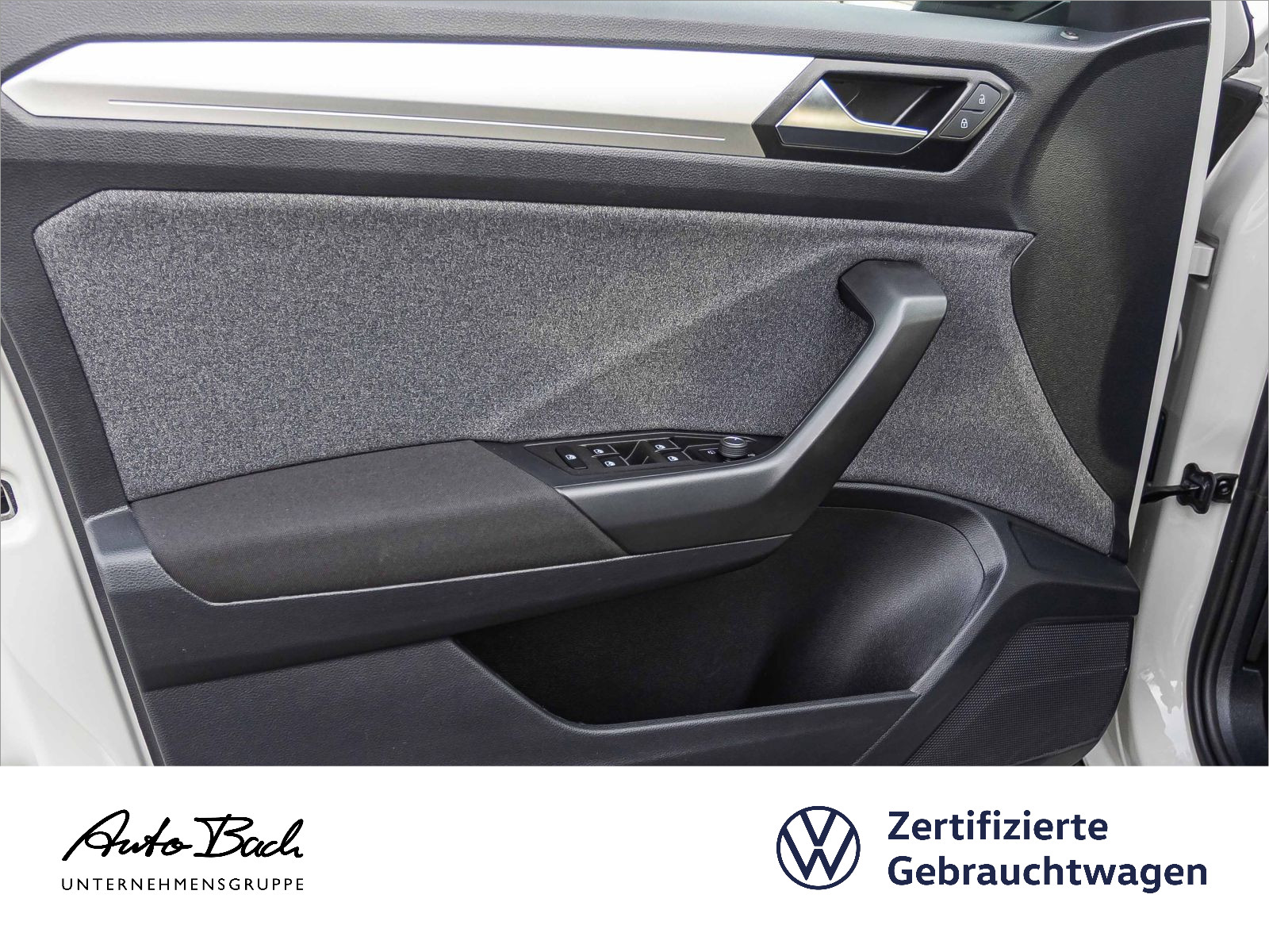 Volkswagen T-Roc 1.5 TSI MOVE DSG LED CarPlay EPH DAB