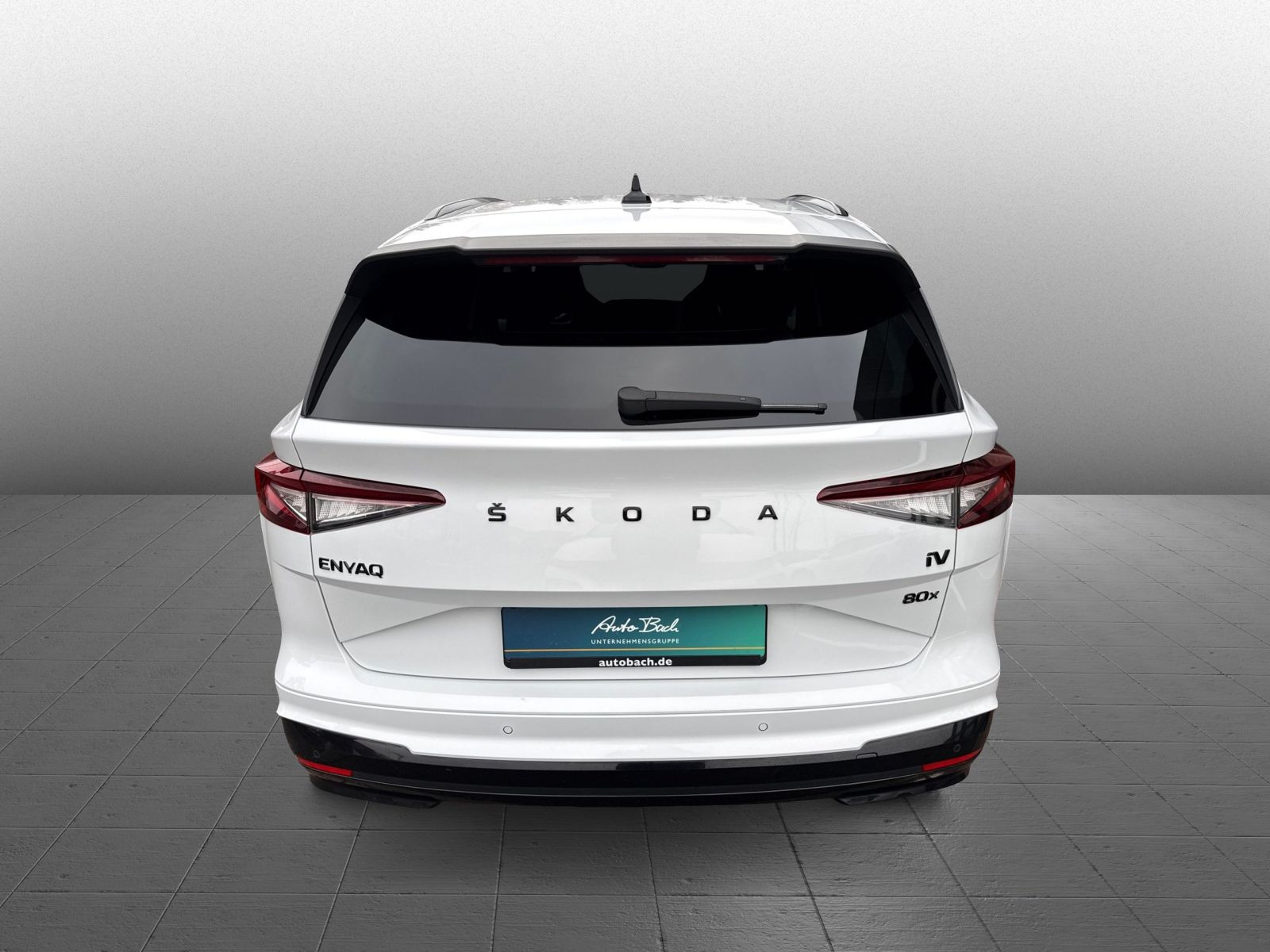 Skoda Enyaq 80X Sportline Navi LED Panorama HuD AHK