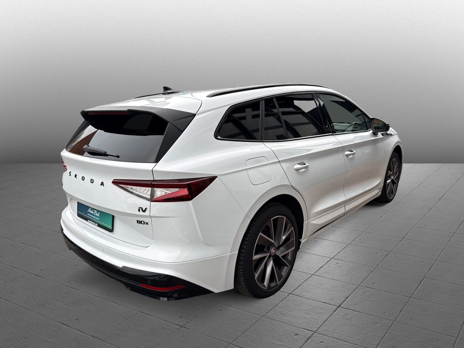 Skoda Enyaq 80X Sportline Navi LED Panorama HuD AHK