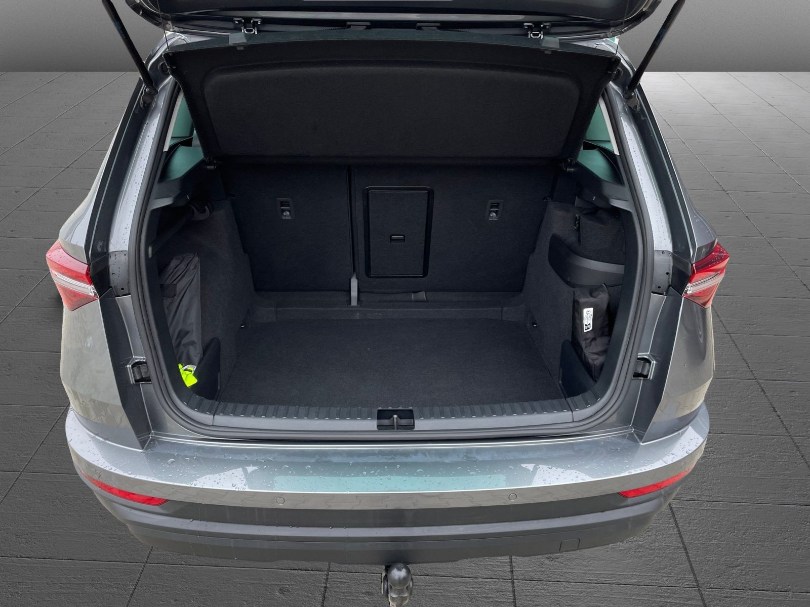 Skoda Karoq Drive 2.0 4x4 TDI DSG  LED AHK Carplay